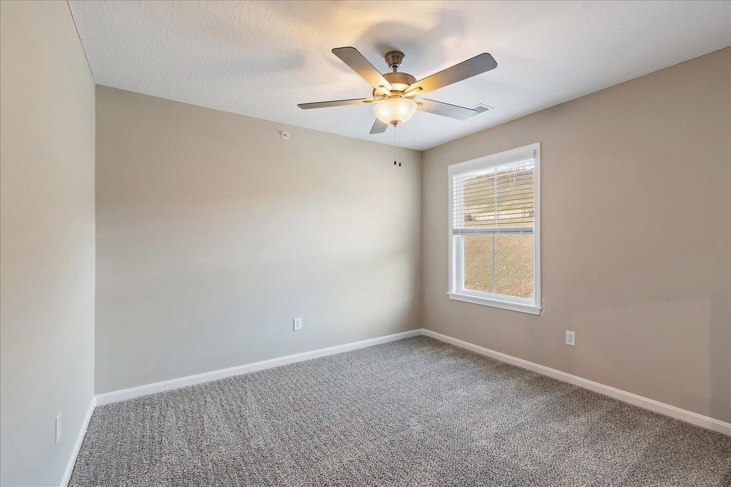 4728 Bentwood Hills Drive Unit 6300. Wilder, KY 41071