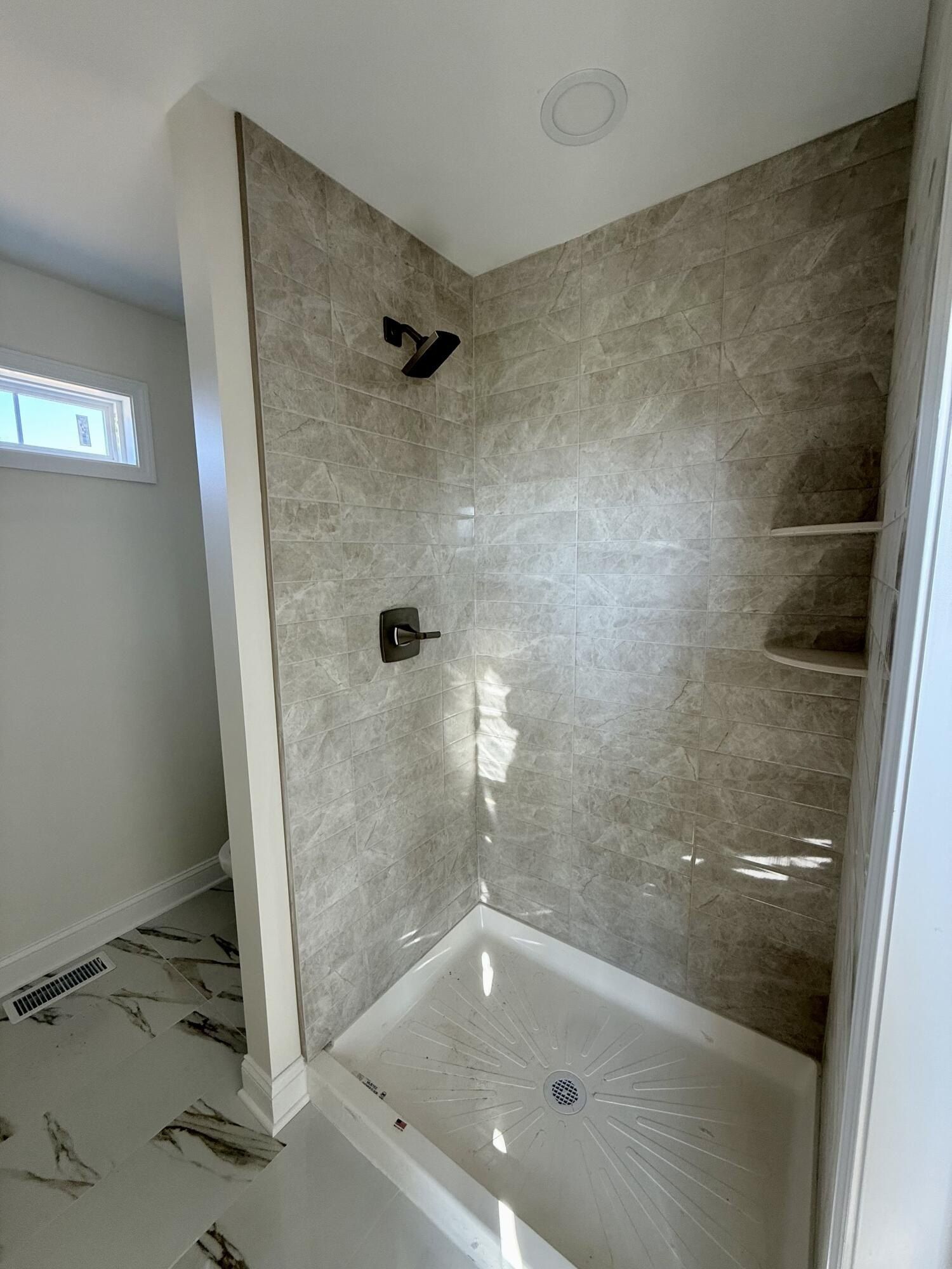 102 Knob View Trace. Junction City, KY 40440