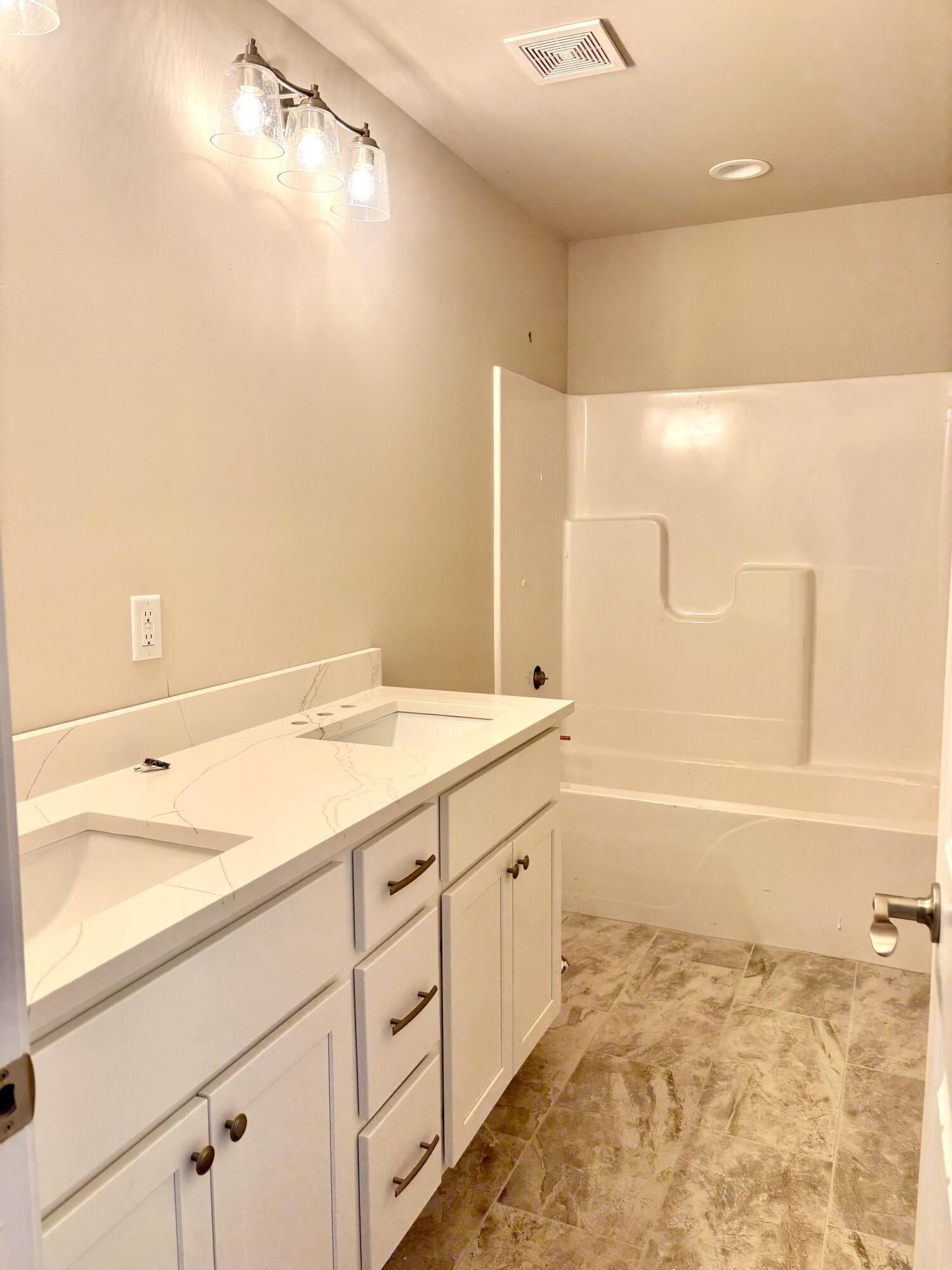 2724 Kearney Creek Lane. Lexington, KY 40511