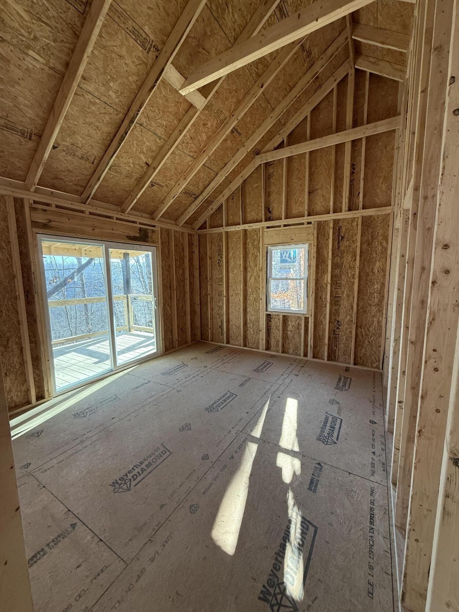 10 Bird Song Trail. Zoe, KY 41397