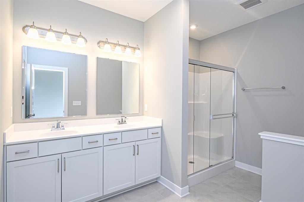 975 Onyx Lane. Owensboro, KY 42301