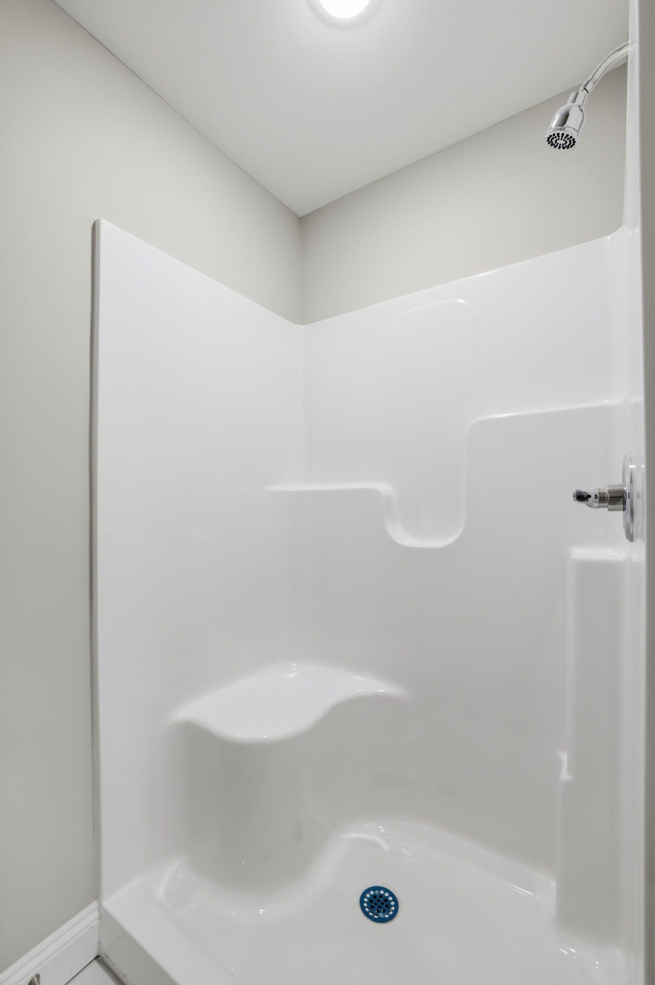 3024 Thorntree Lane. Lawrenceburg, KY 40342