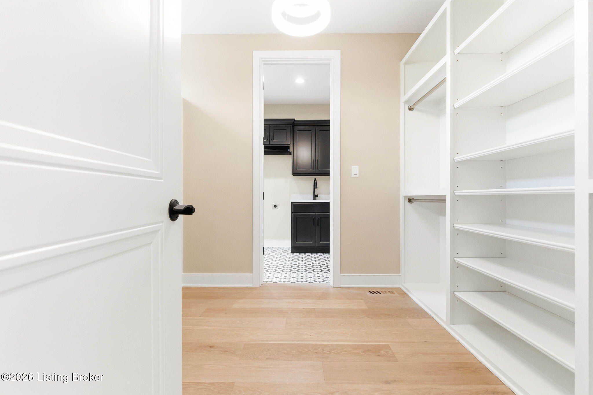 4202 Springhouse Creek Ln Unit 17. Louisville, KY 40245