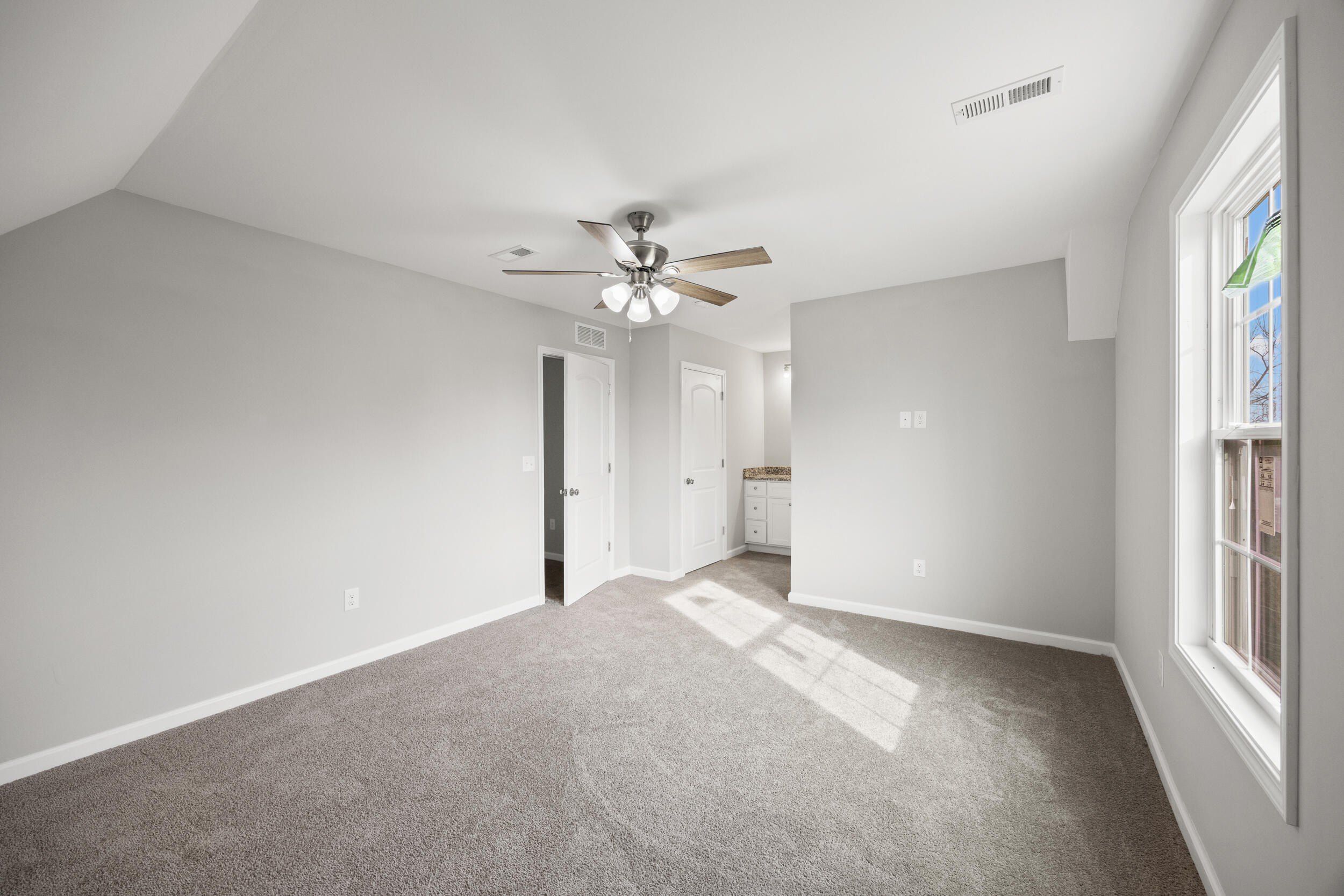 1636 Alton Road. Lawrenceburg, KY 40342