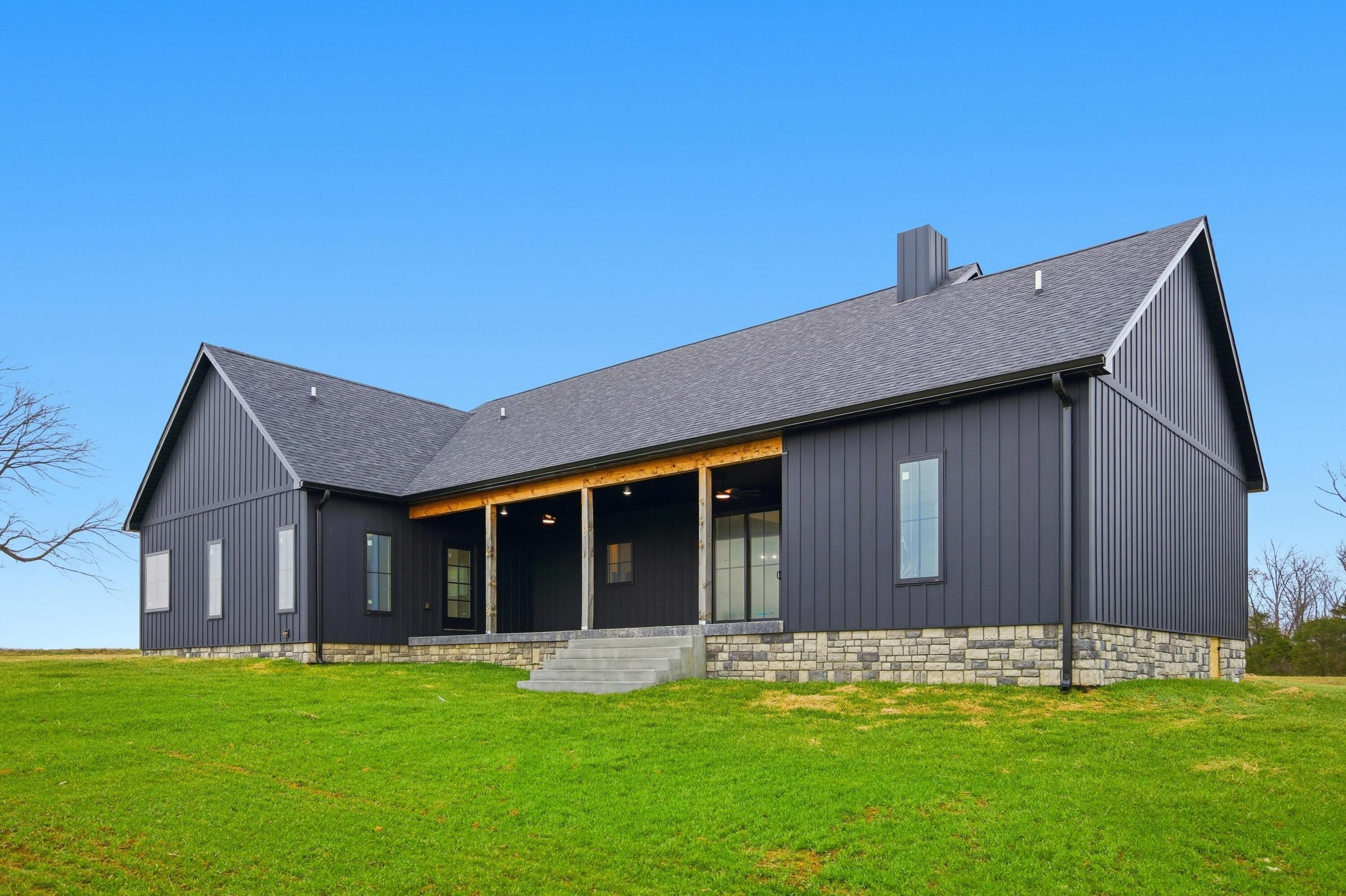 896 Mcafee Lane. Salvisa, KY 40372