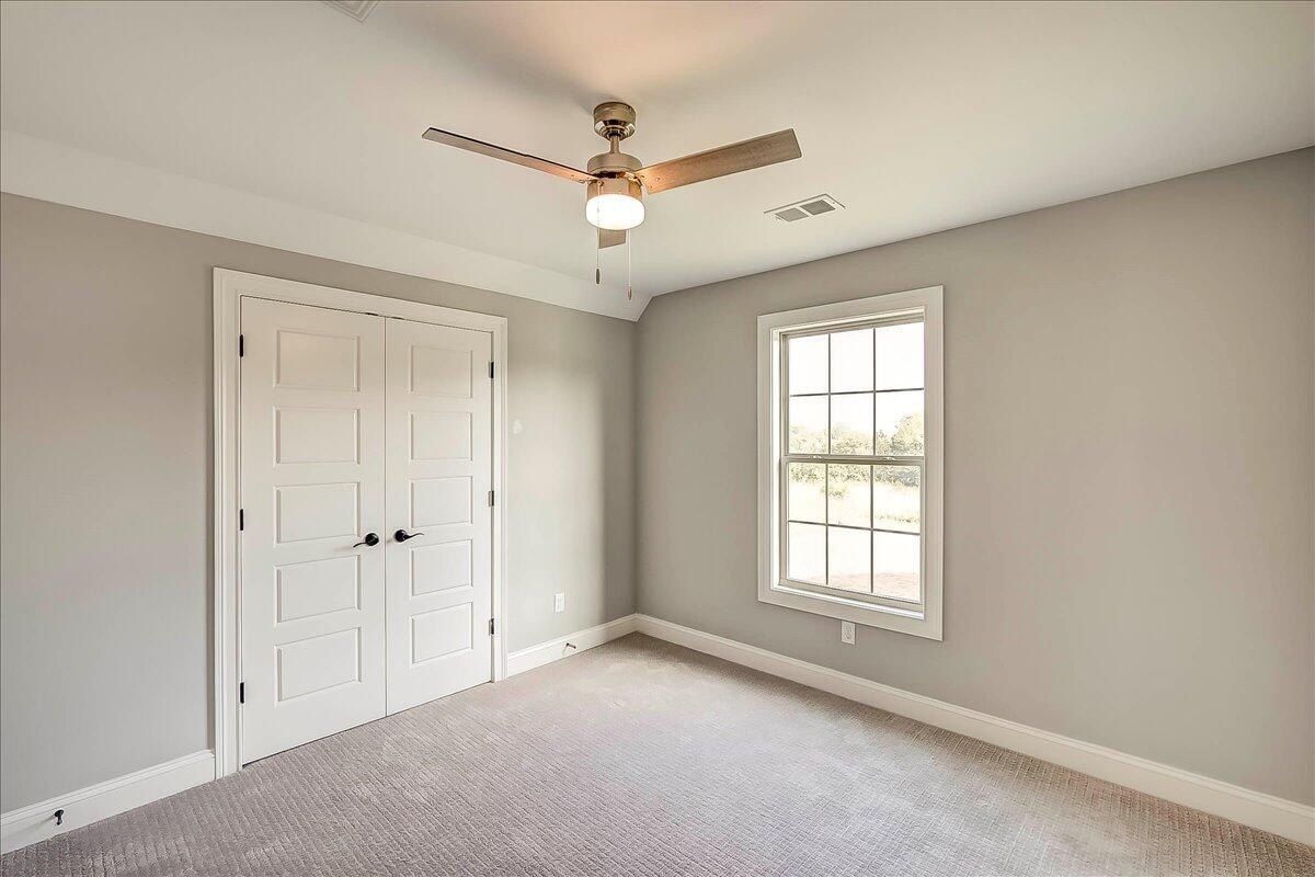 530 Breezewood Circle. Richmond, KY 40475