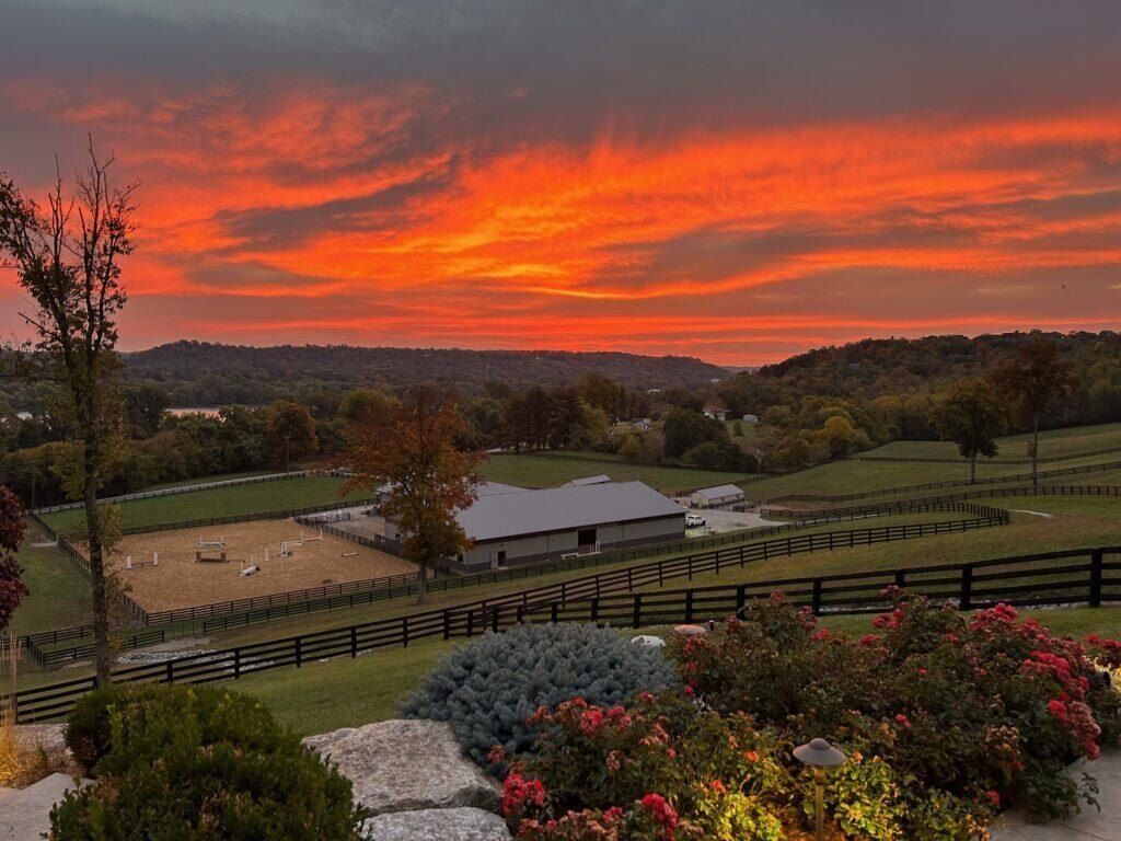 2432 Rivers Pointe Drive. Hebron, KY 41048