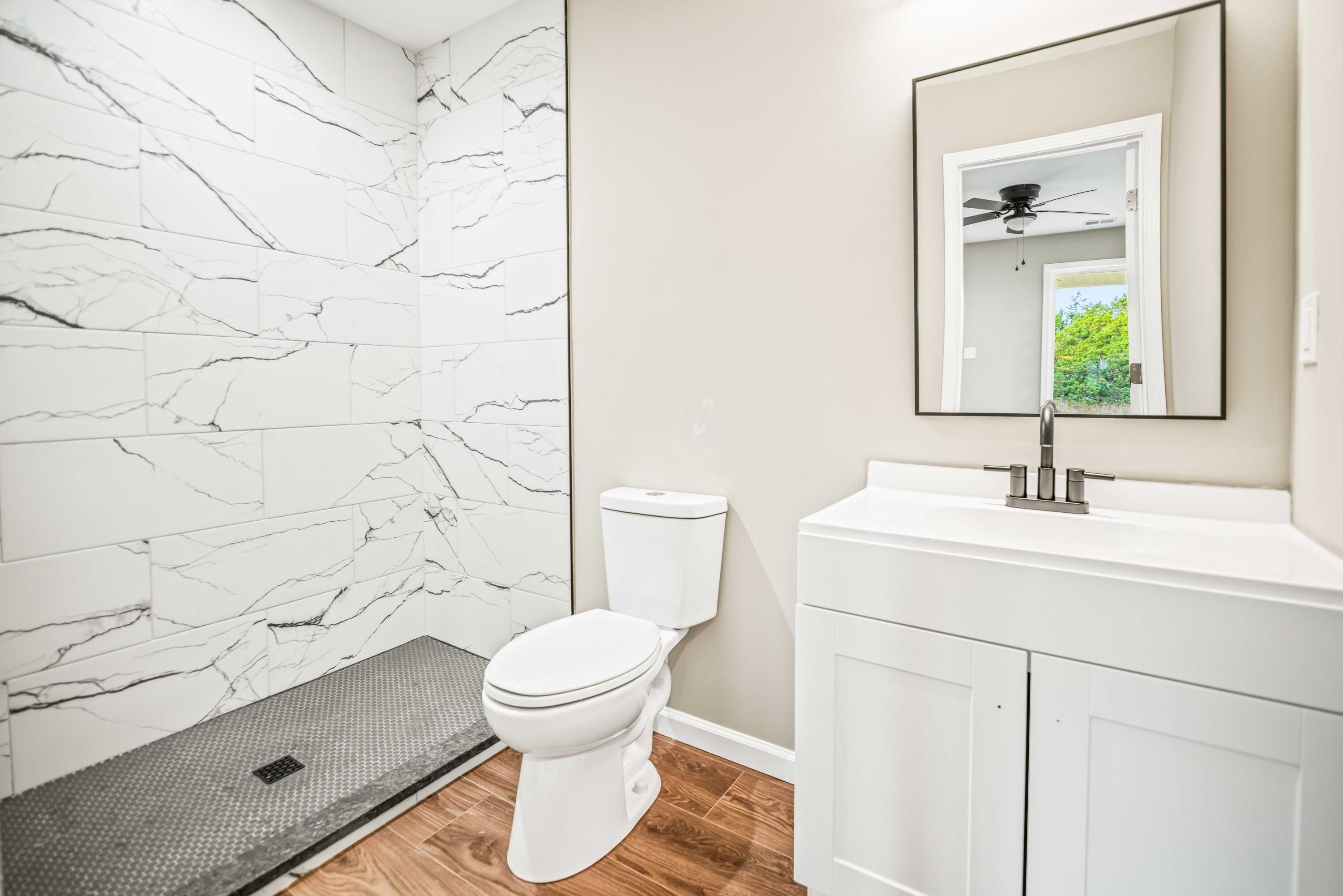 180 Salyers Street. Eubank, KY 42567