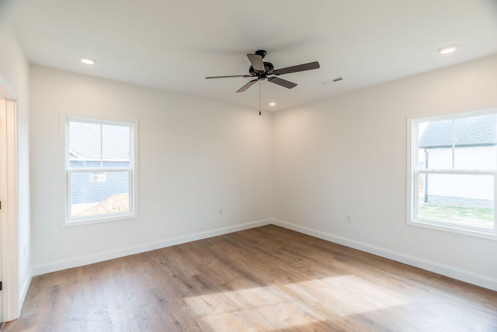 108 Joiner Ave. Elkton, KY 42220