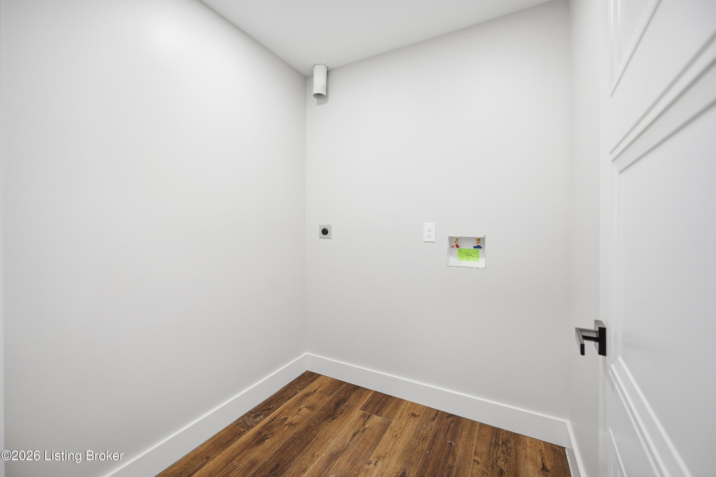 1606 Betances Ct. La Grange, KY 40031