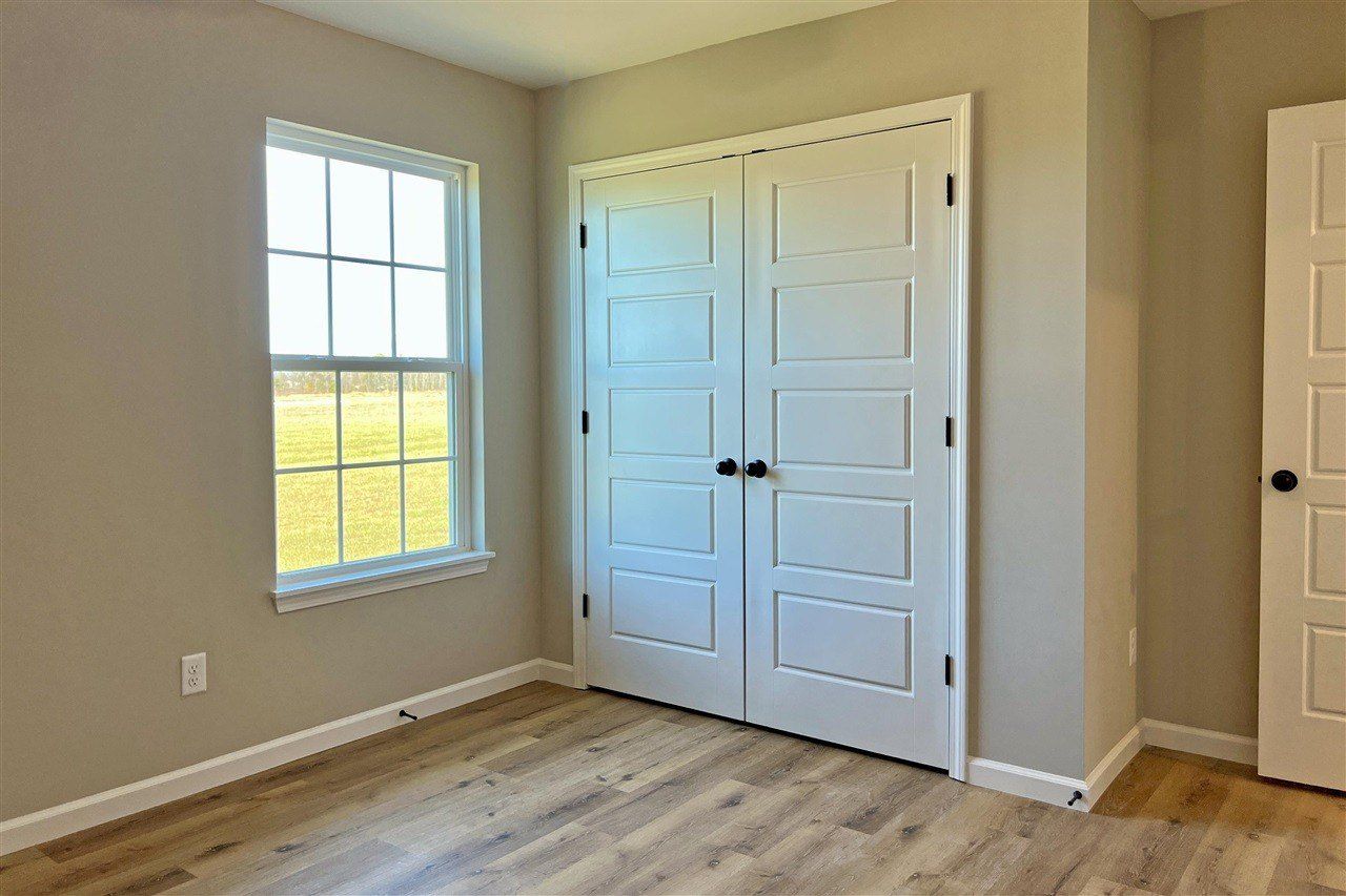 1106 Brook Court. Franklin, KY 42134