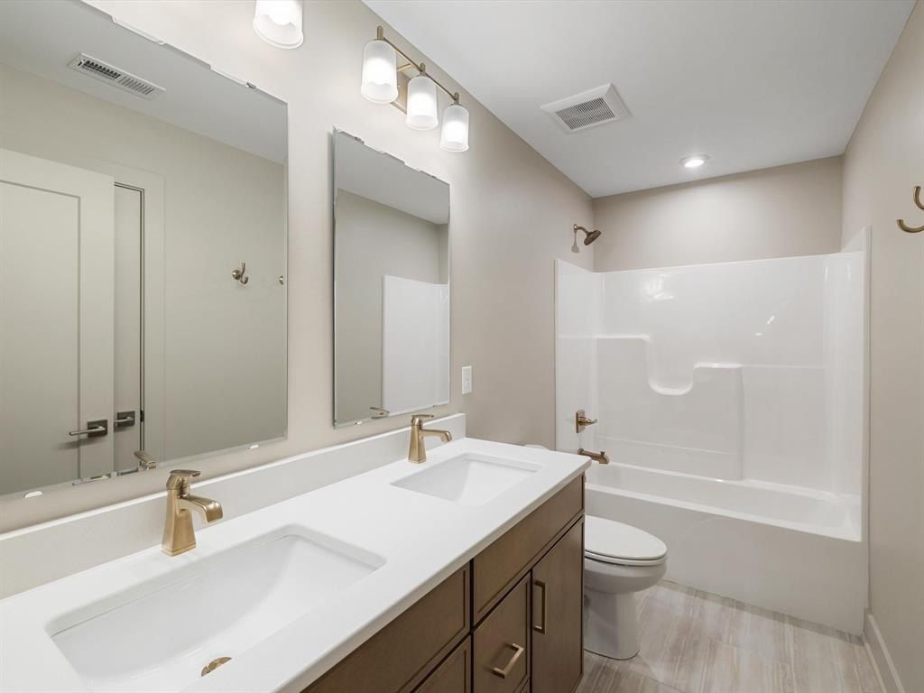 766 Alabaster Court. Owensboro, KY 42301