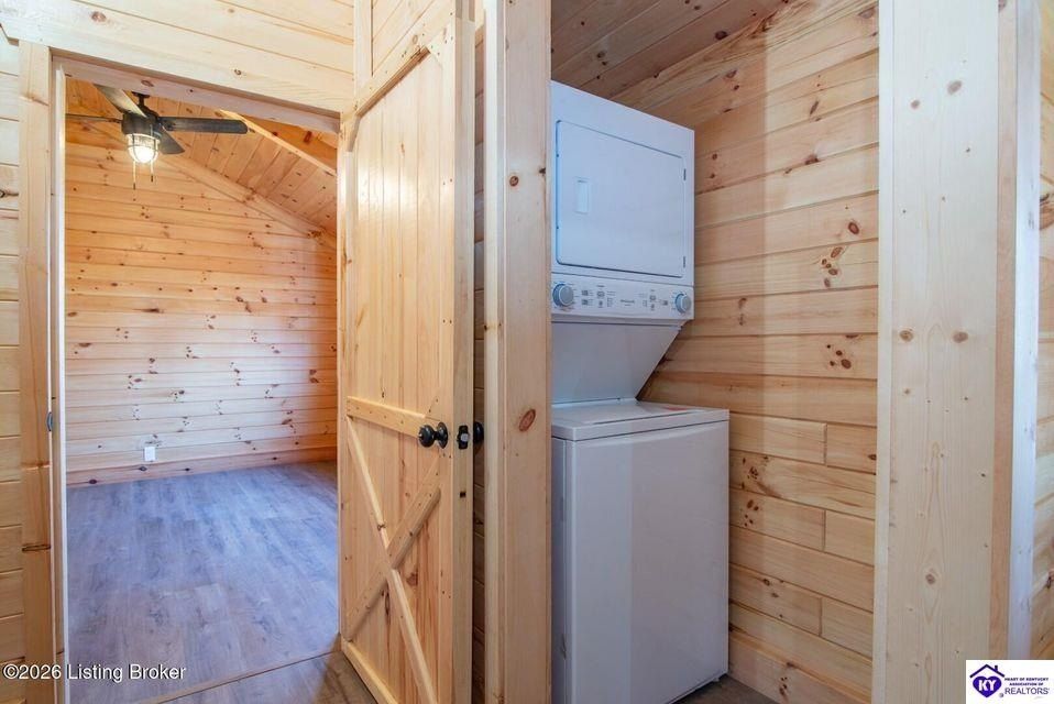 5285 Wax Road. Clarkson, KY 42726