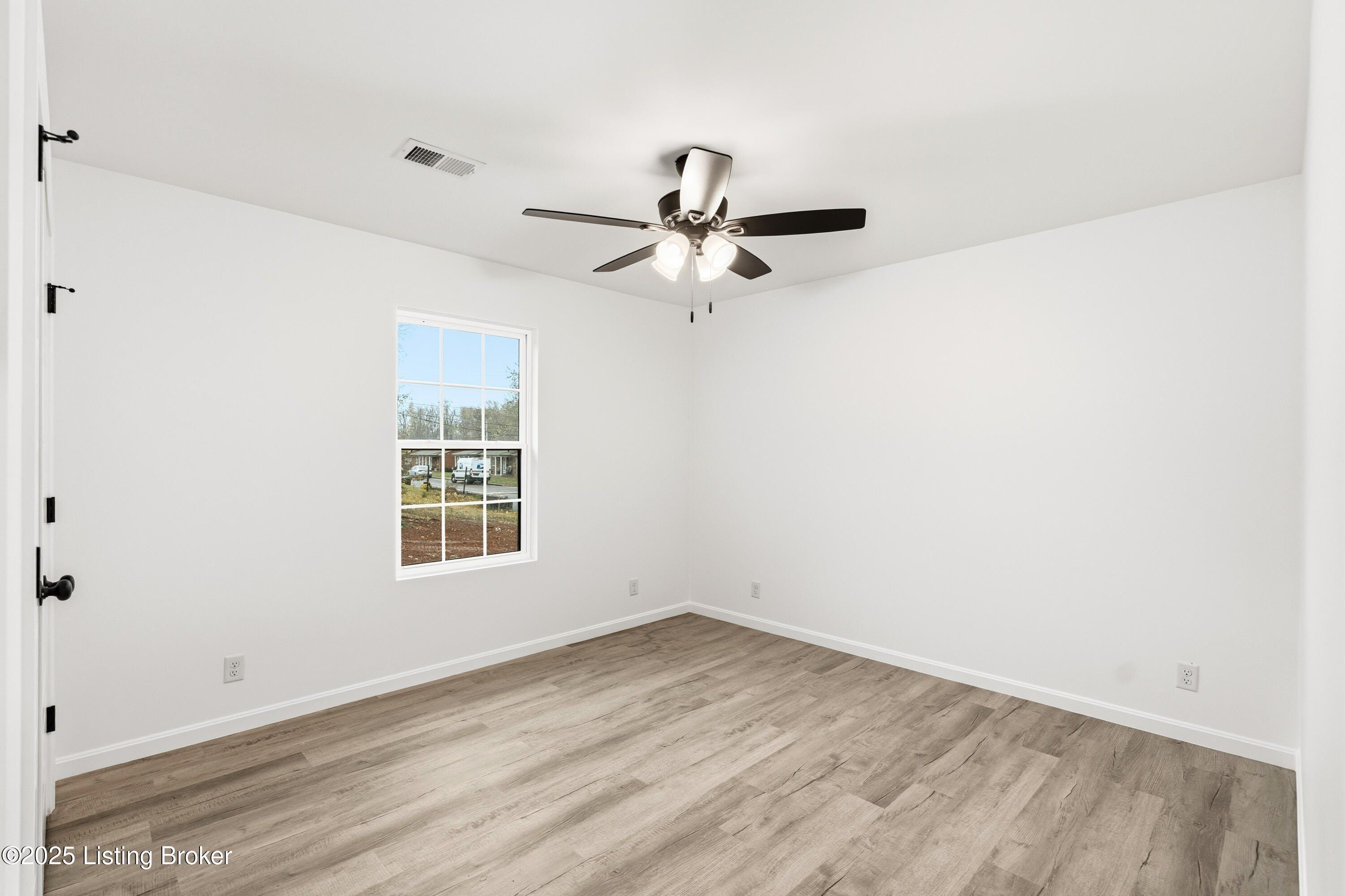 126 Churchill Ave. Hodgenville, KY 42748