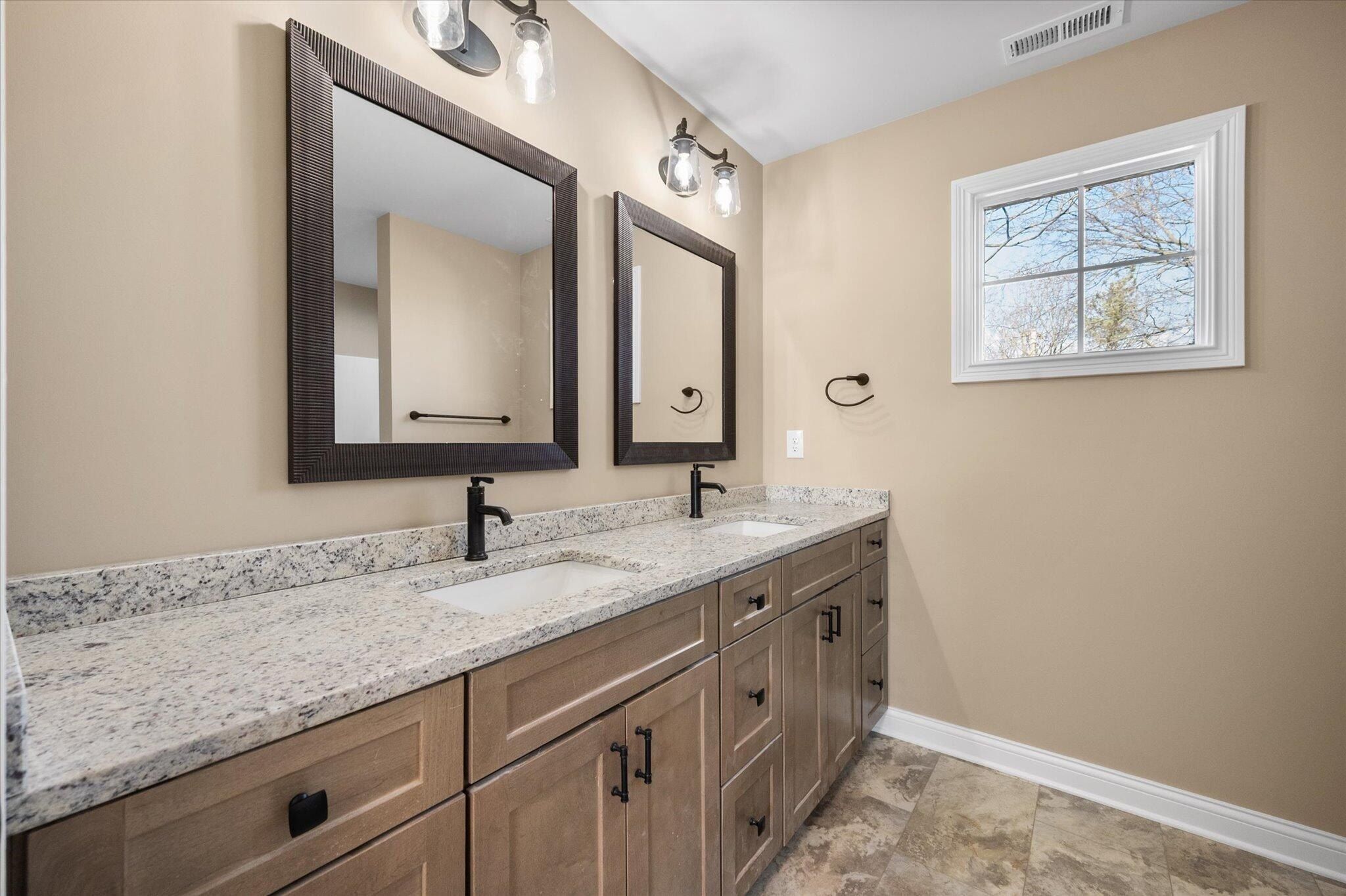 500 Foxwood Court Lot Court. Shelbyville, KY 40065