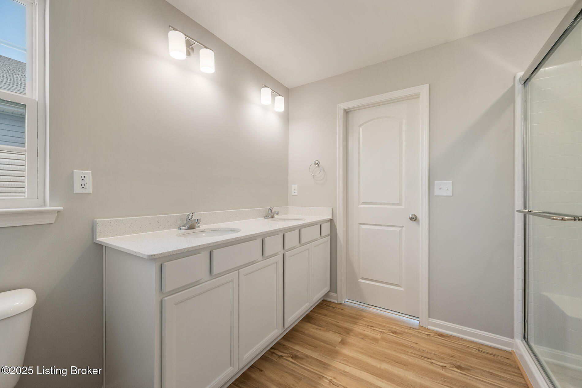 7829 Copper Drift Way. Louisville, KY 40291