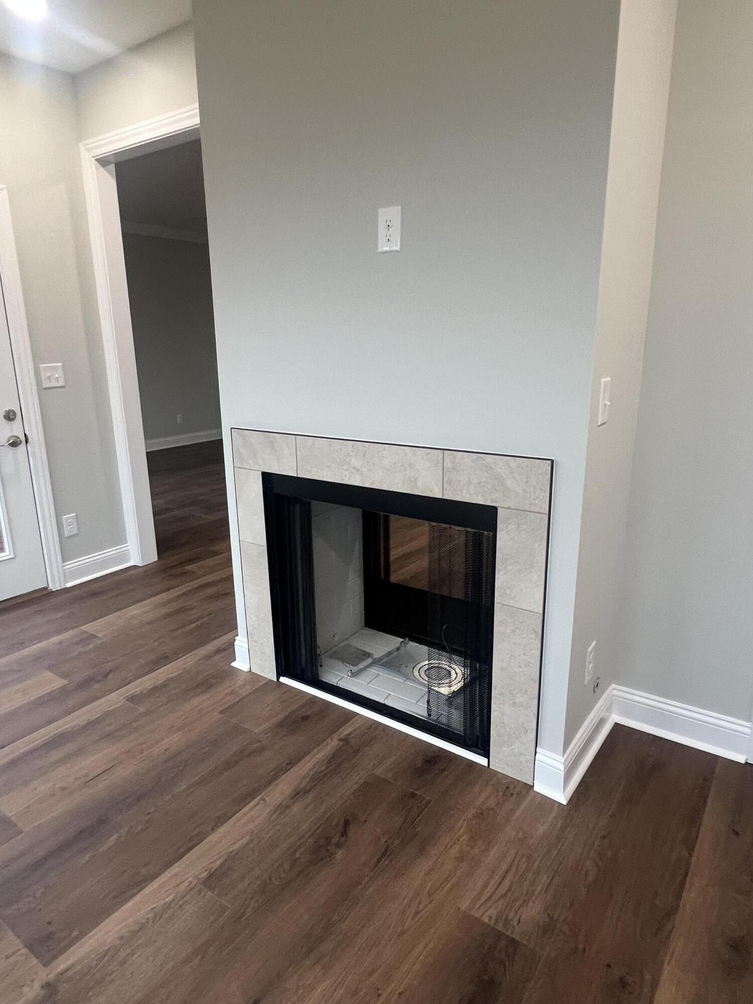 1121 Leawood Drive. Frankfort, KY 40601