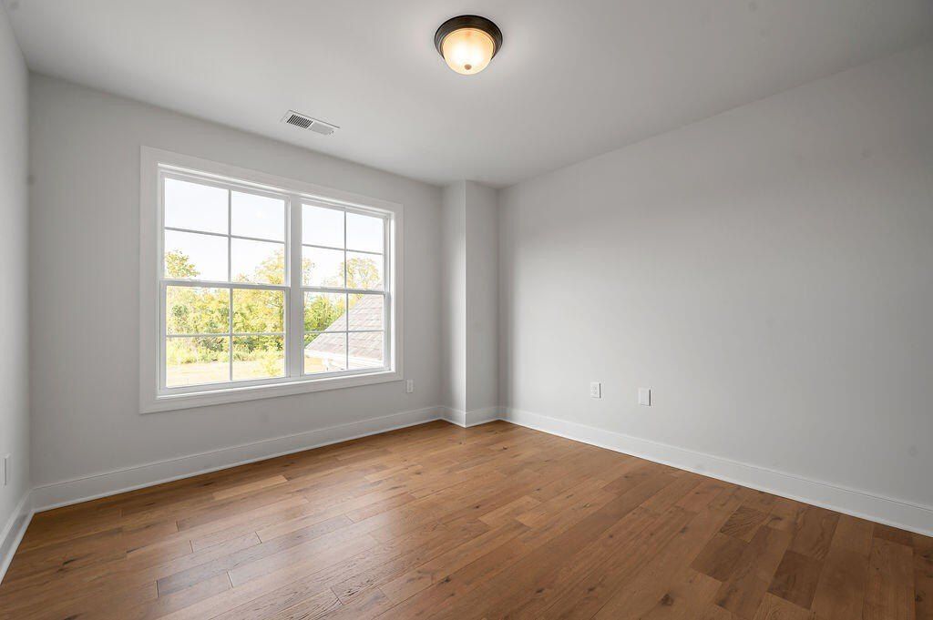 4141 Meadowlark Road. Lexington, KY 40509