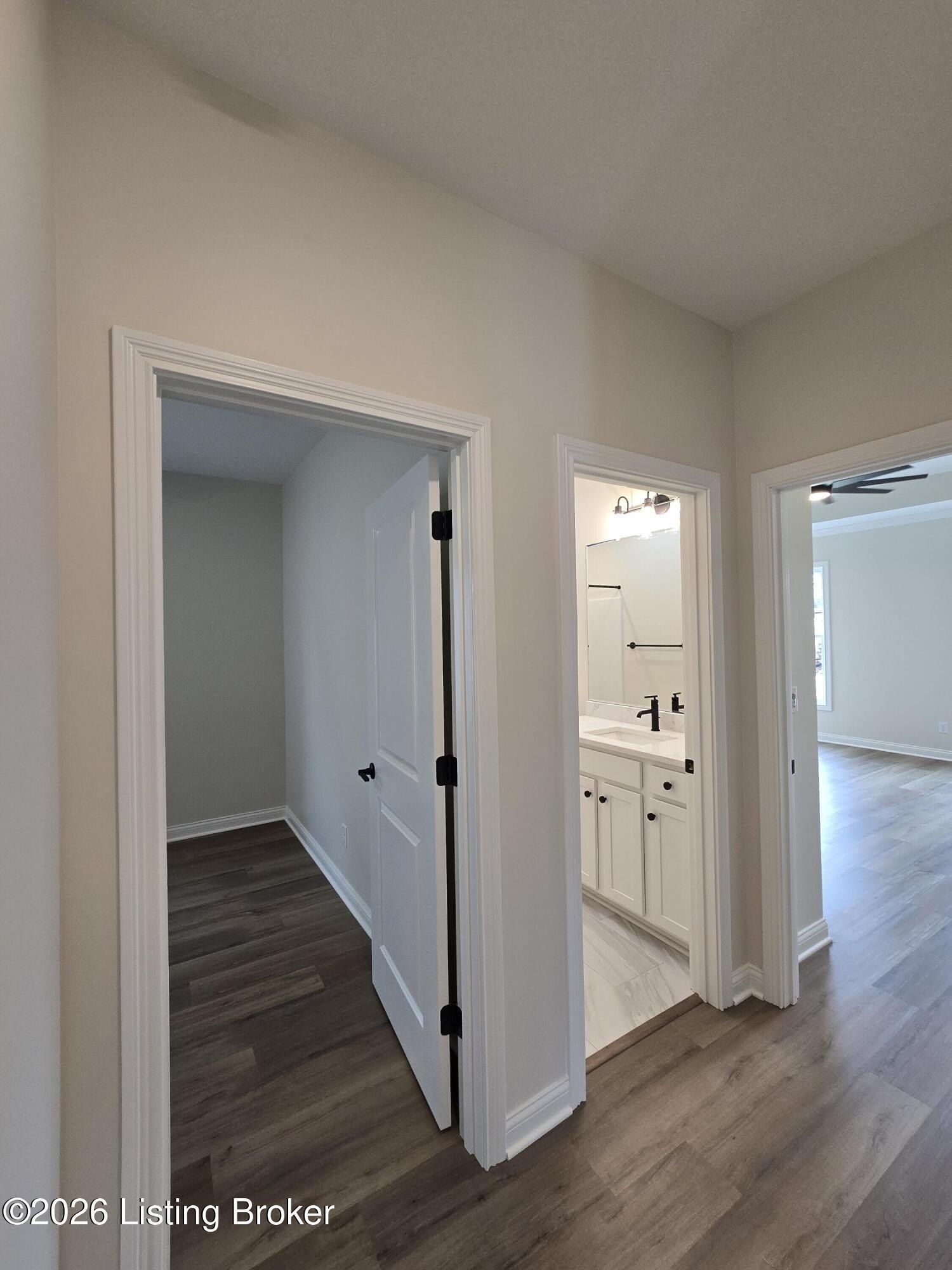 4419 Lochridge Pkwy. Louisville, KY 40299