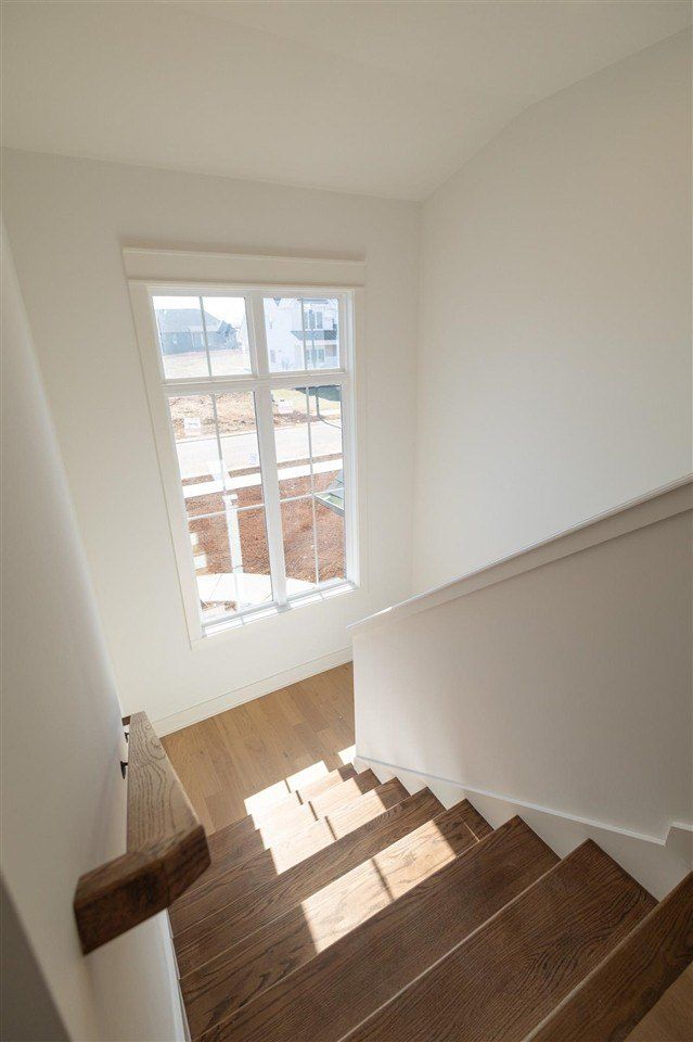 1032 Paddlers Way. Alvaton, KY 42122