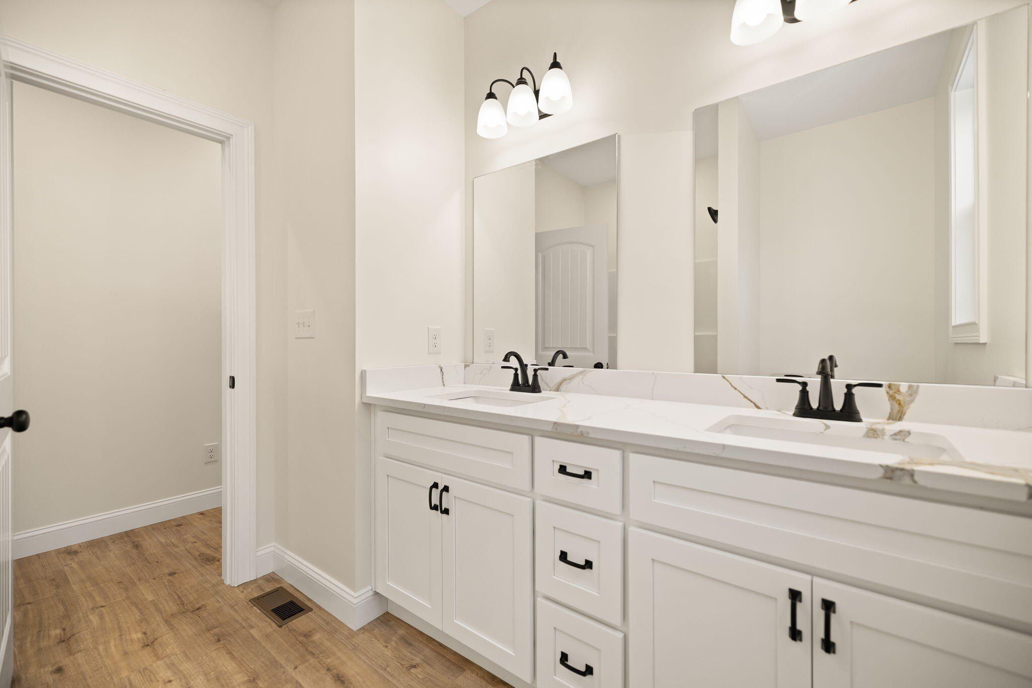 7046 Arbor Meadow Way. Versailles, KY 40383