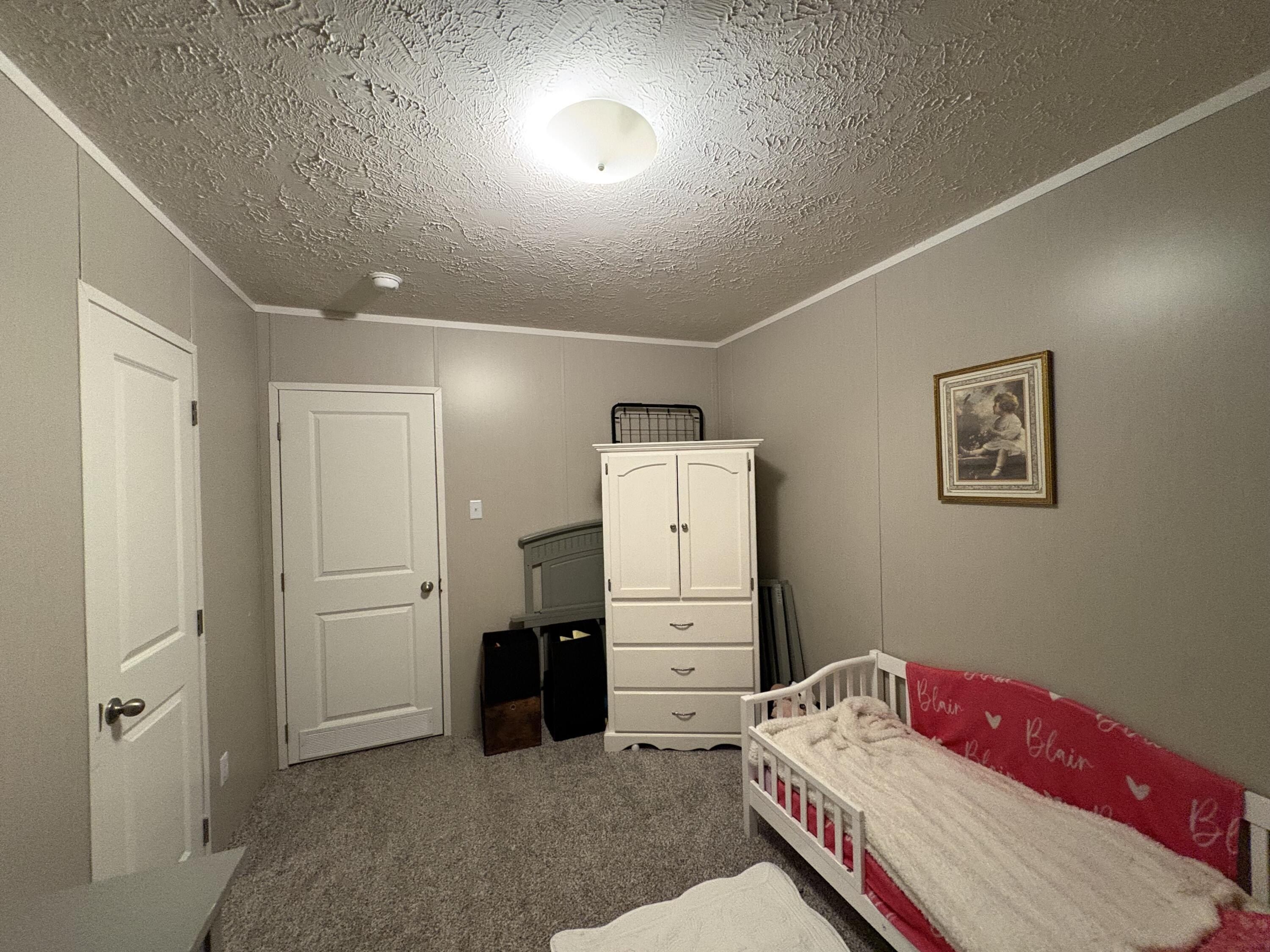 1090 W AdkinsAurthor Rd. Somerset, KY 42501