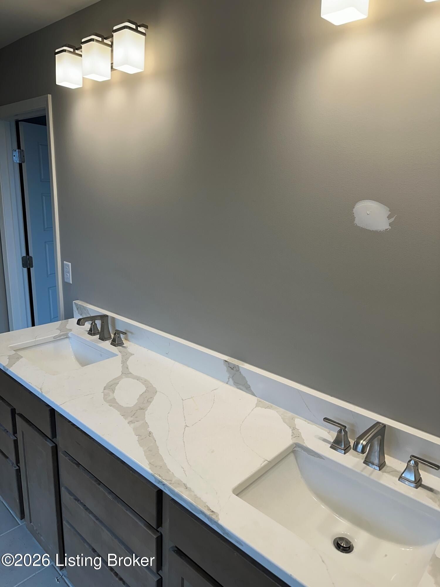 3606 Ringing Bell Ln. Louisville, KY 40245