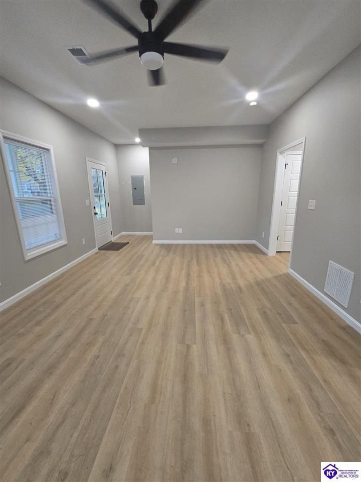 215 E Brown Street. Elizabethtown, KY 42701