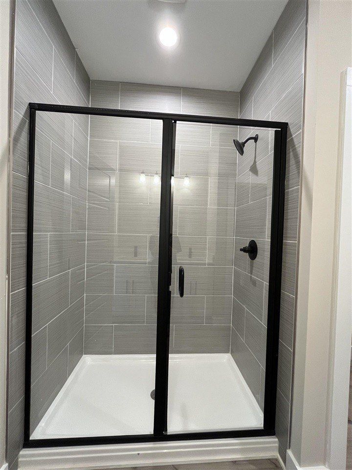 492 Cedar Hollow Drive. Bowling Green, KY 42101