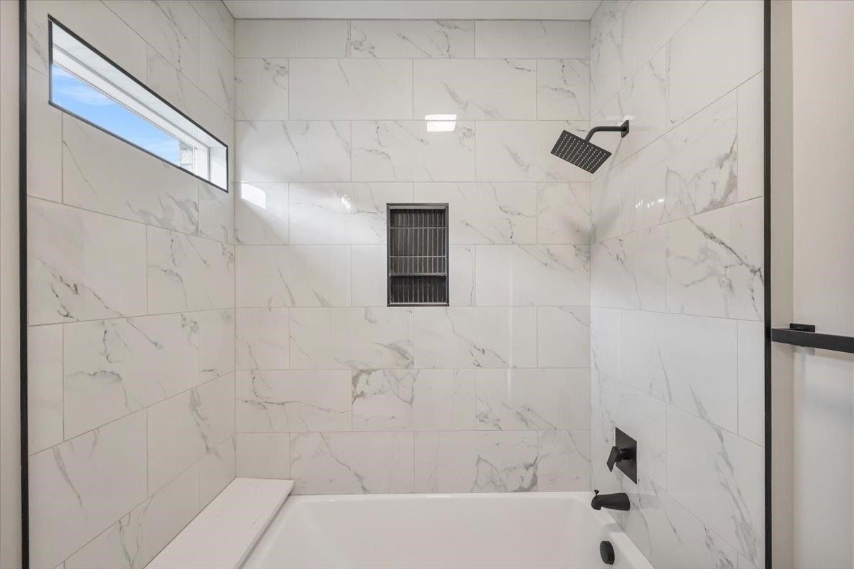 377 Olympia Court. Bowling Green, KY 42103