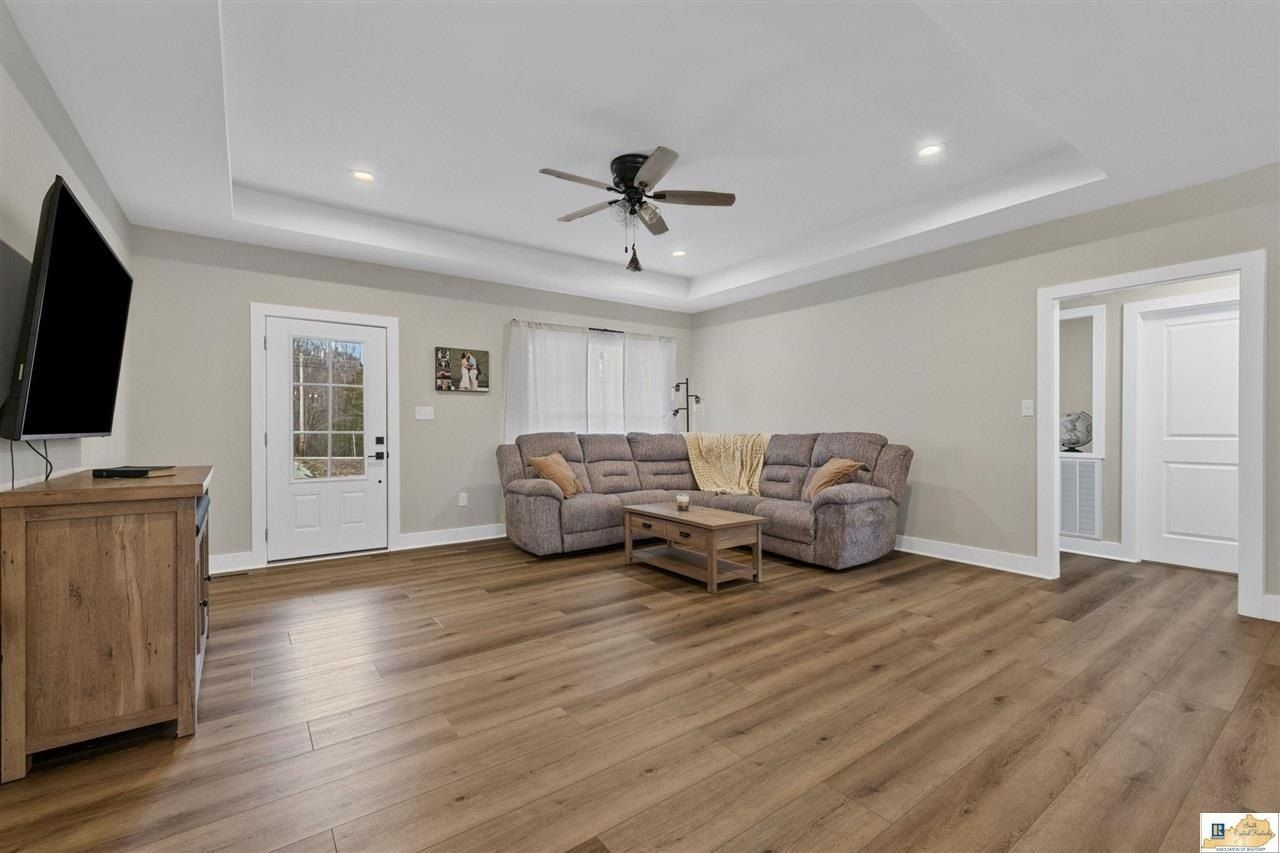 1734 Brownsville Road. Brownsville, KY 42210