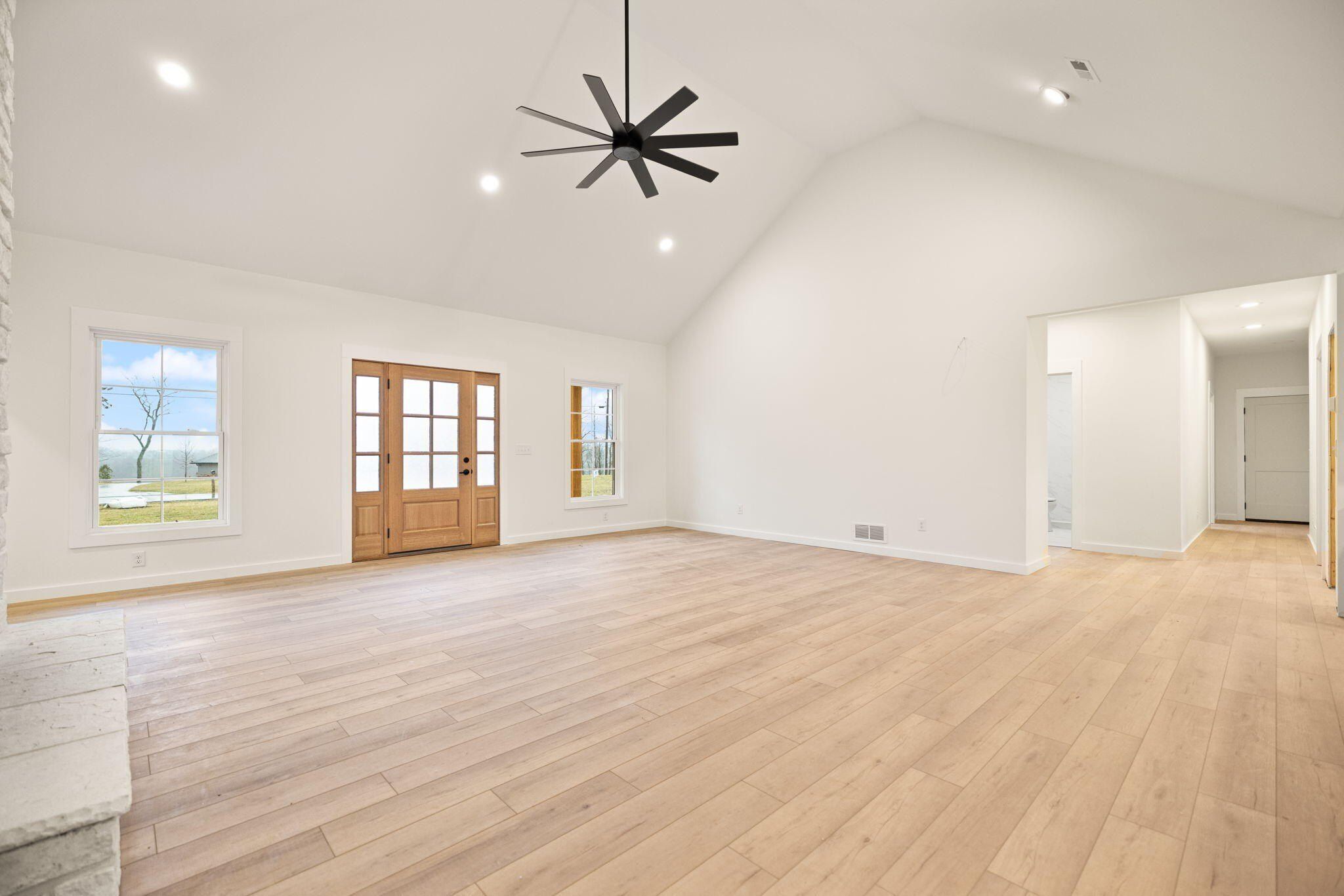 1577 Hunter Drive. Lancaster, KY 40444