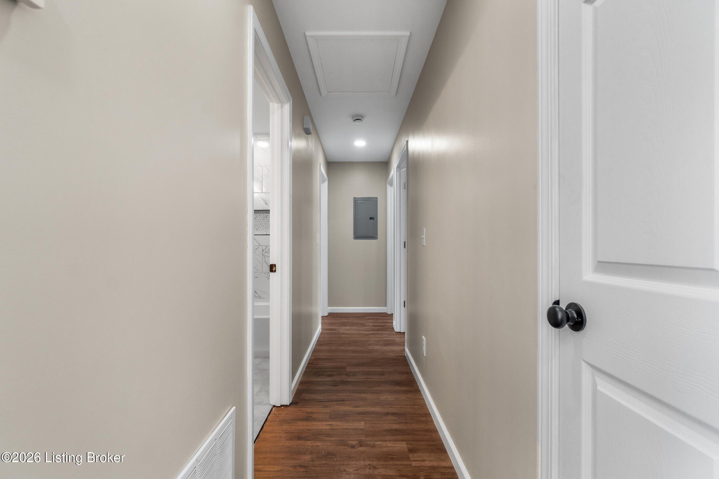 6511 Kenmore Ave. Louisville, KY 40216