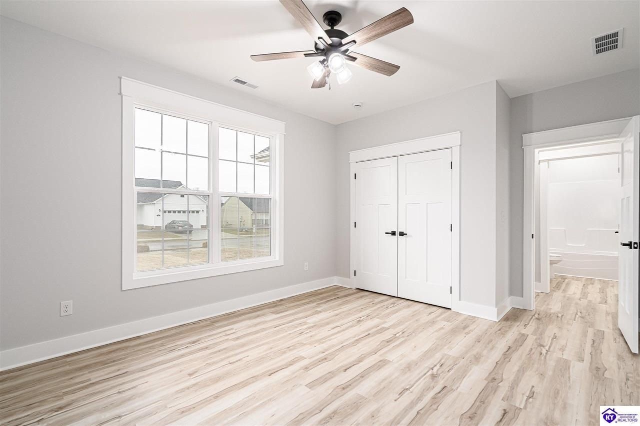 107 Blatina Drive. Vine Grove, KY 40175