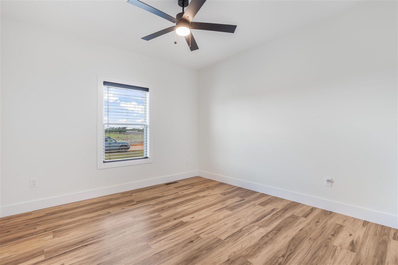 111 Planters Way. Auburn, KY 42206