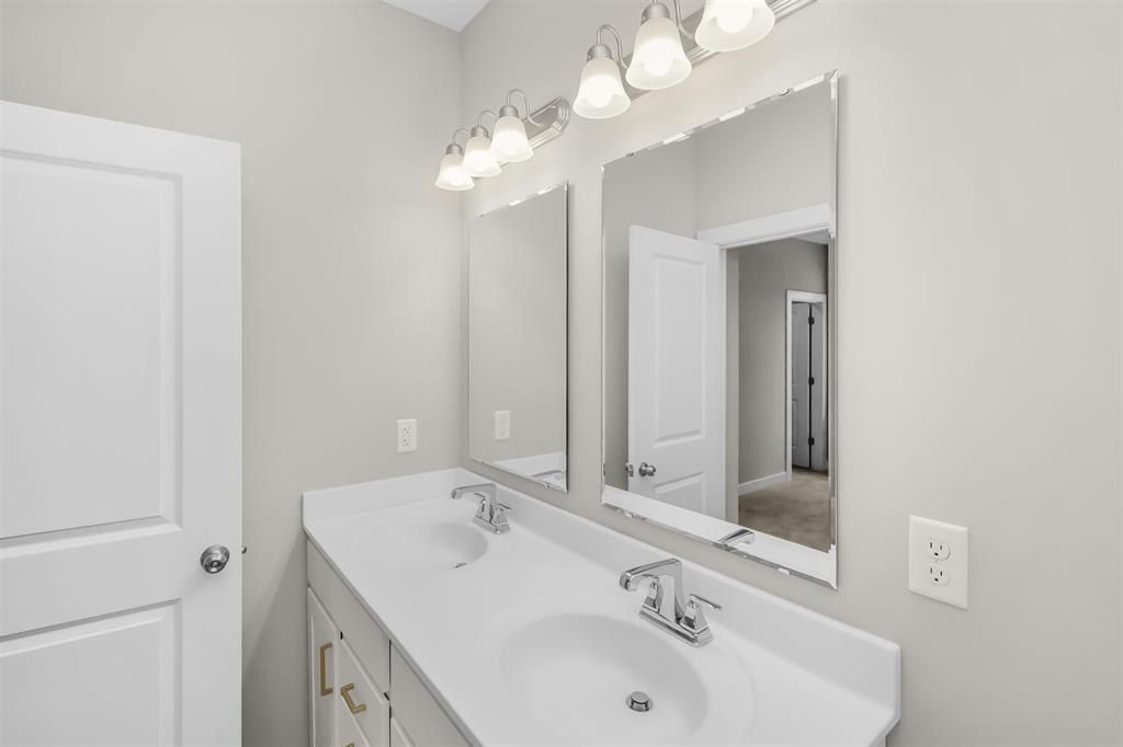 552 Alabaster Lane. Owensboro, KY 42301