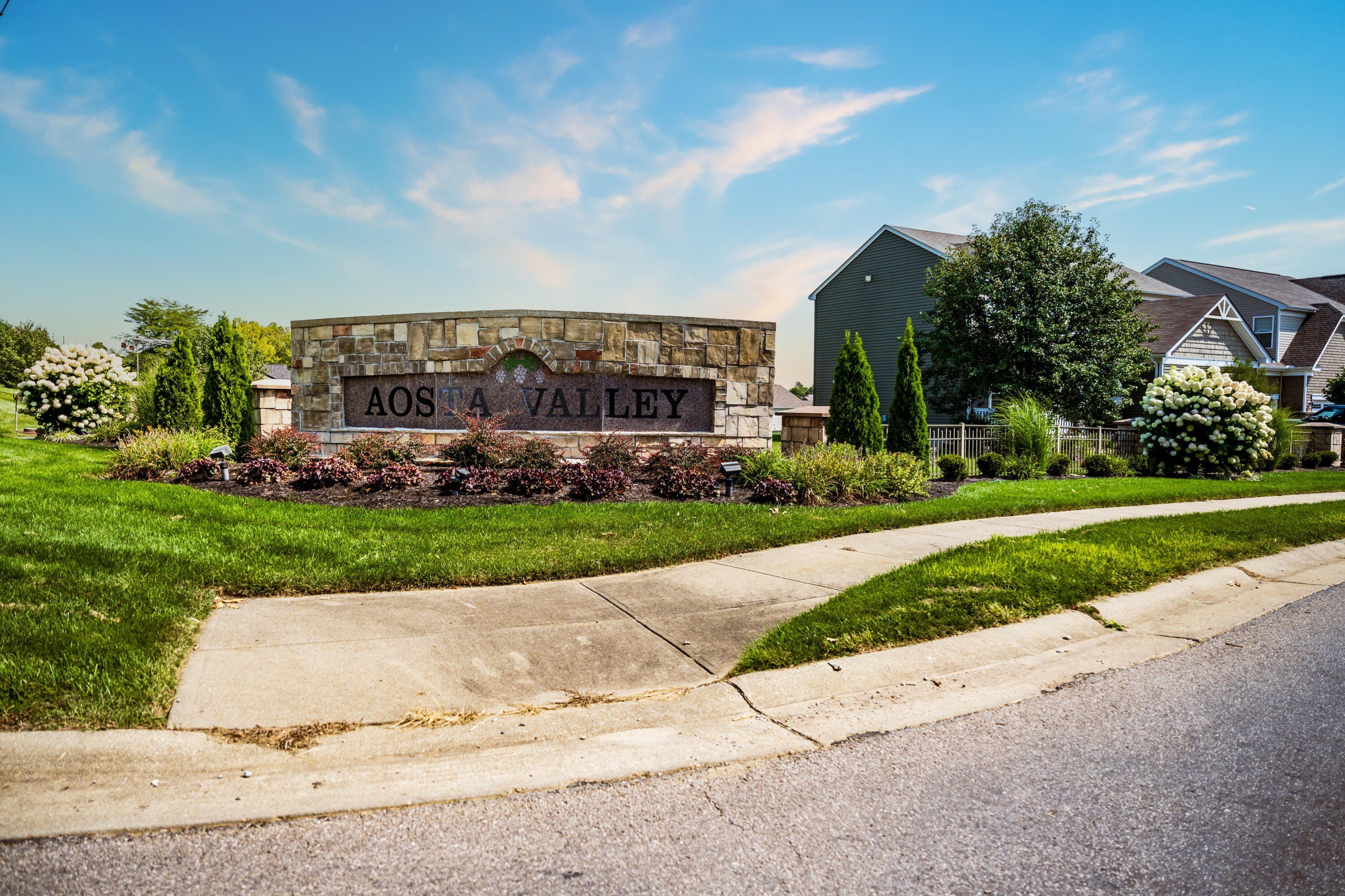 12105 Aosta Valley Drive. Walton, KY 41094