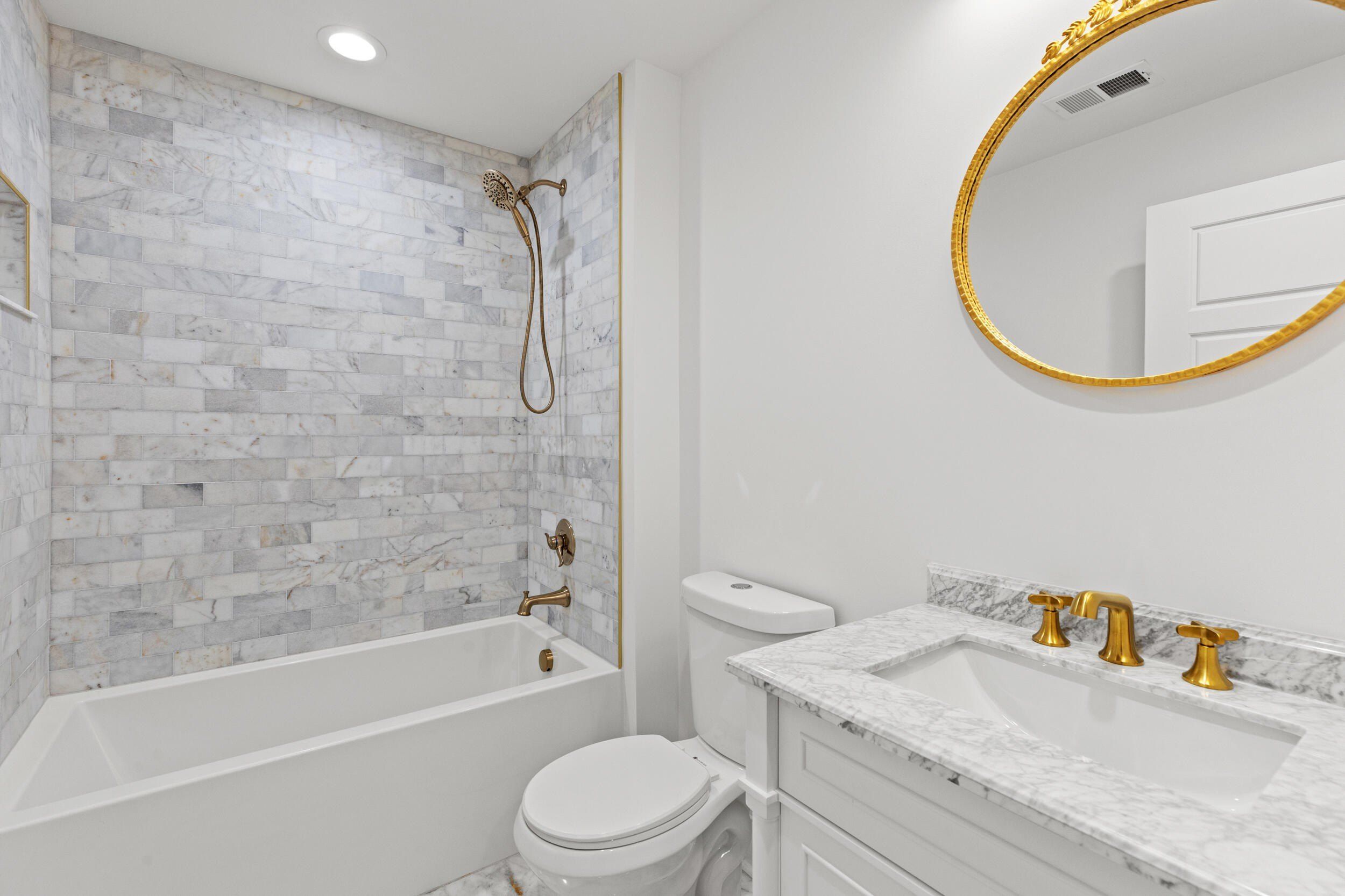 2624 Lucca Place. Lexington, KY 40509