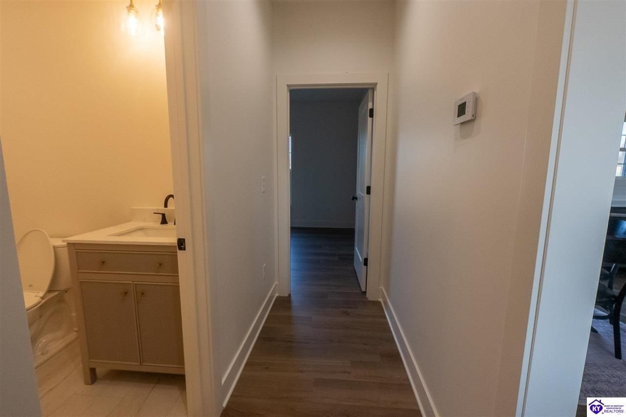 76 Sweet Grass Ct. Hodgenville, KY 42748