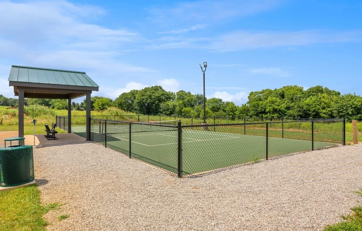 1194 Melody Avenue. Bowling Green, KY 42101