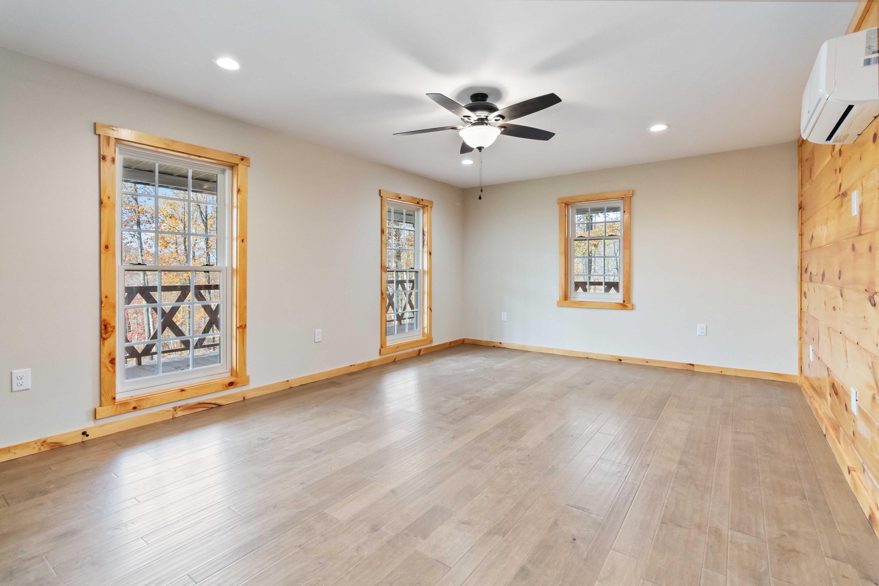 949 3447 Highway. McKee, KY 40447