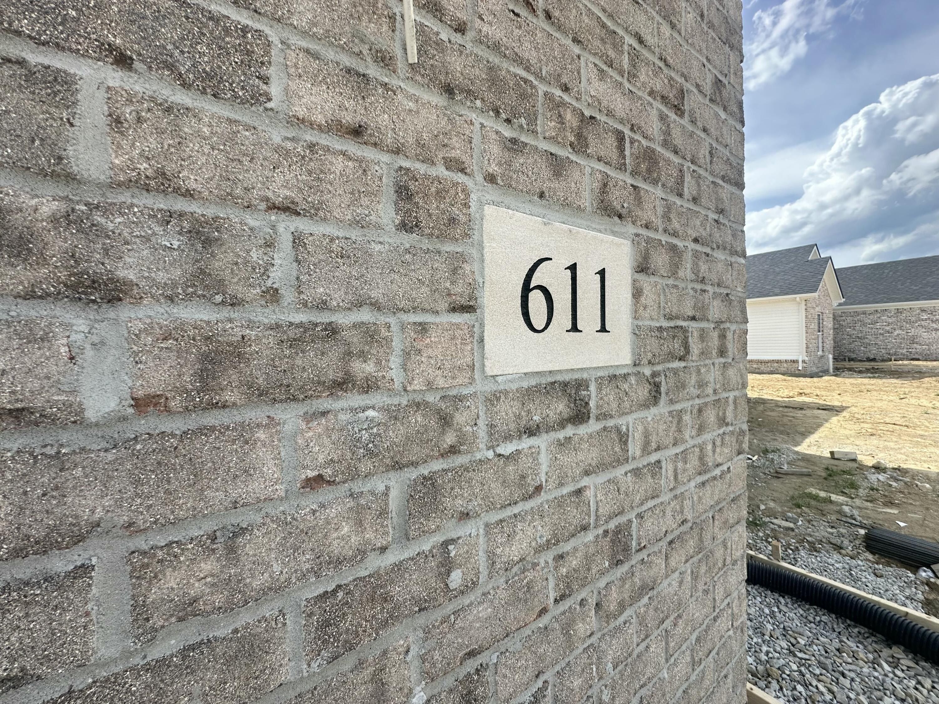 611 Comanche Drive. Richmond, KY 40475