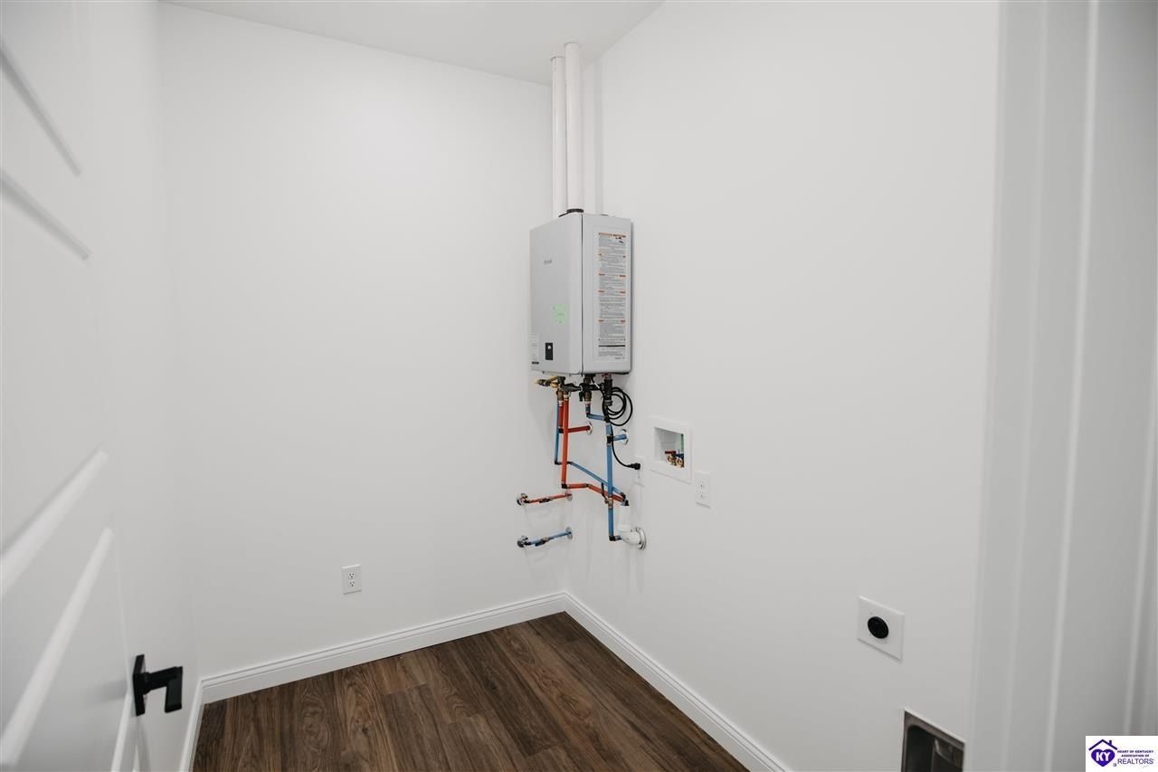 55 Betty Boyd Lane. Brandenburg, KY 40108