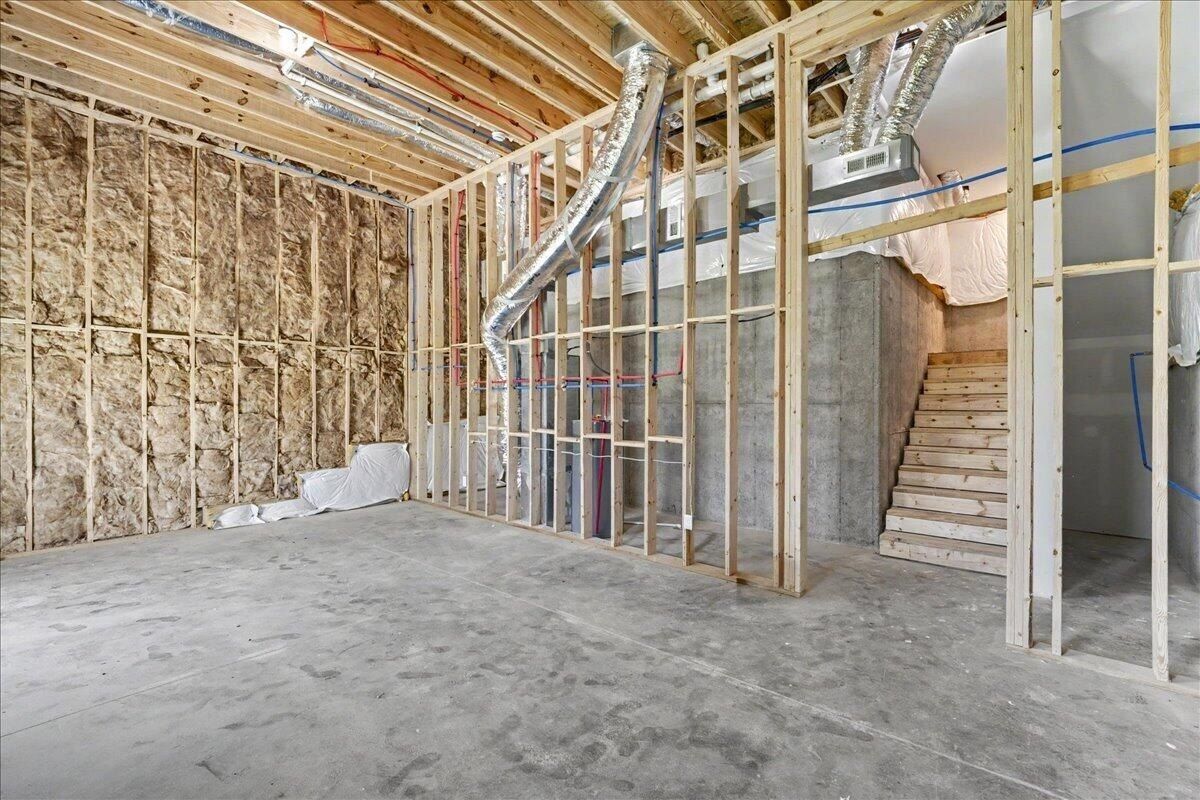 318 Blue Spruce Drive. Frankfort, KY 40601