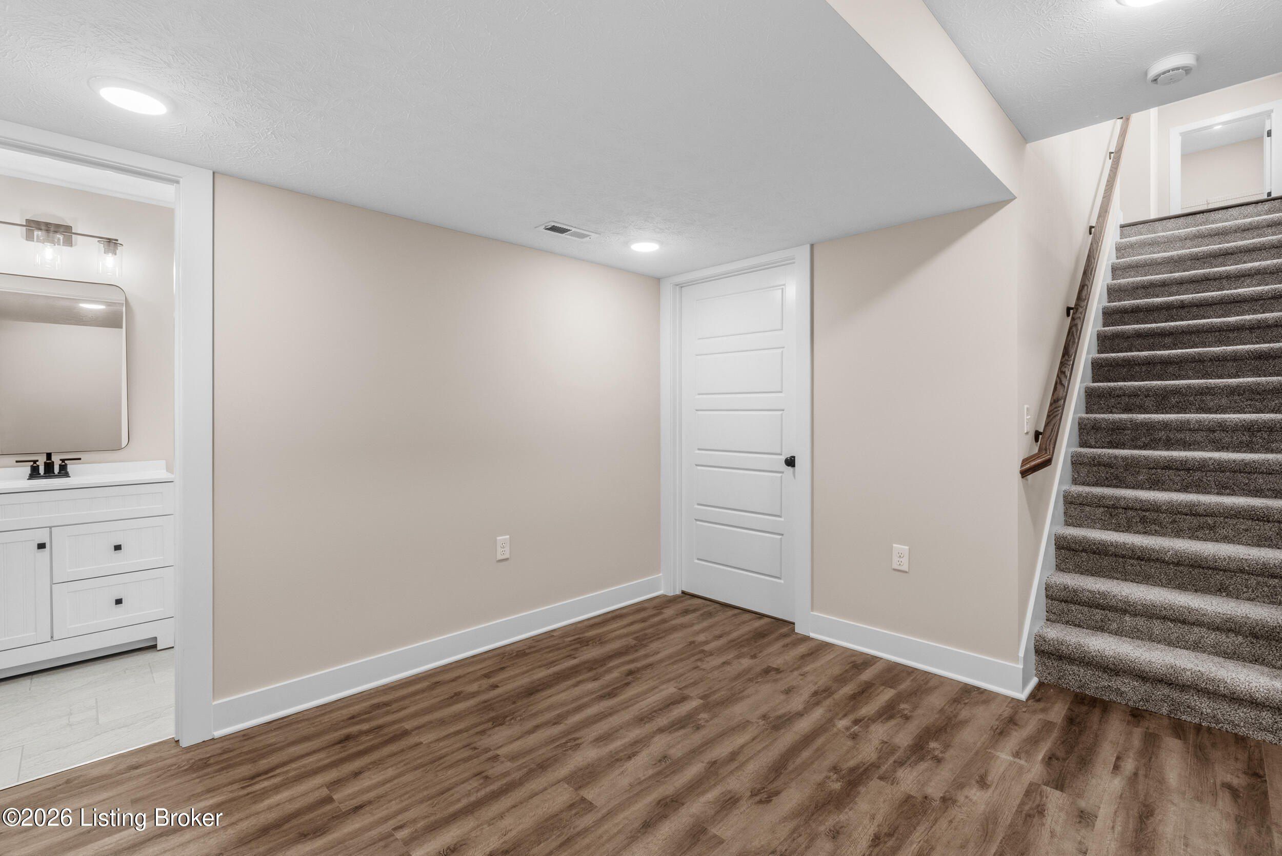 504 Ashwood Ave. Elizabethtown, KY 42701