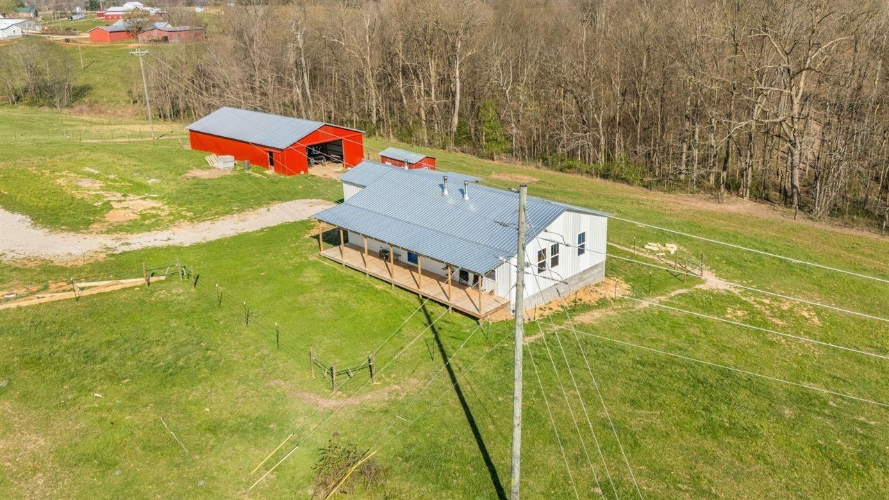 280 Beckton Rocky Hill Road. Glasgow, KY 42141