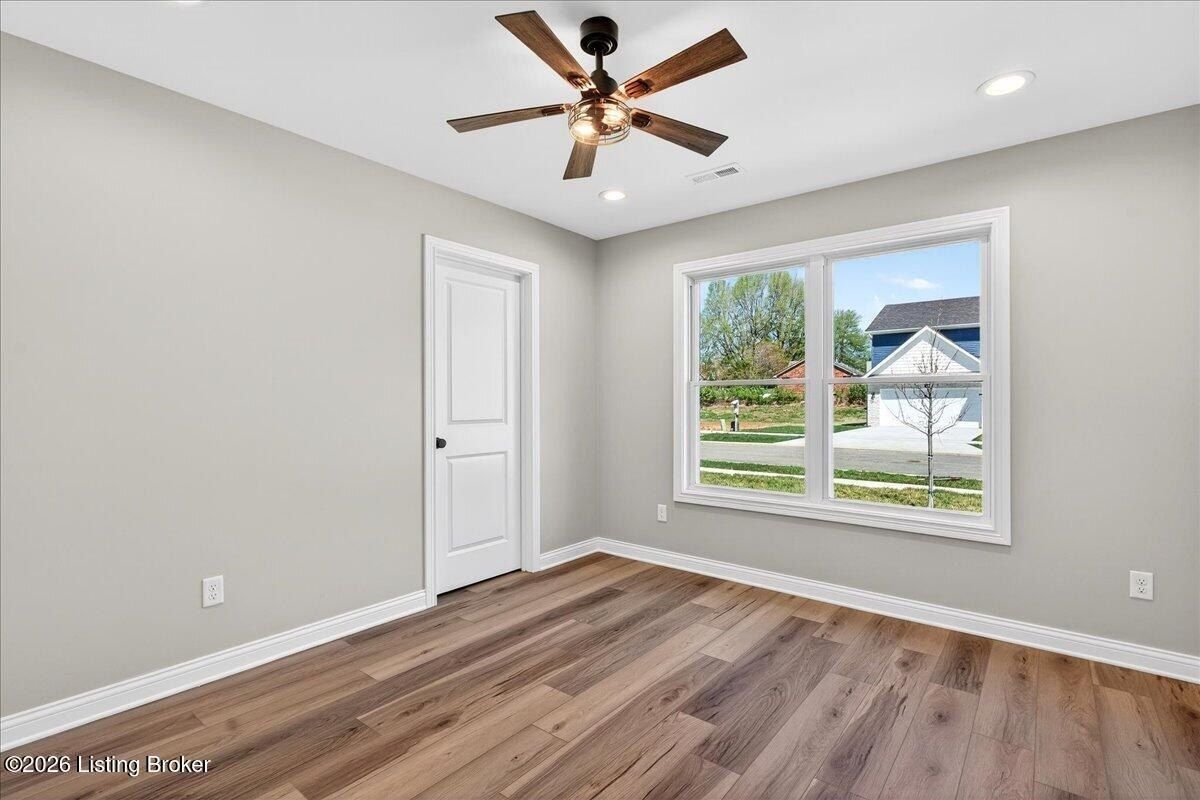 8207 Roseborough Rd. Louisville, KY 40228
