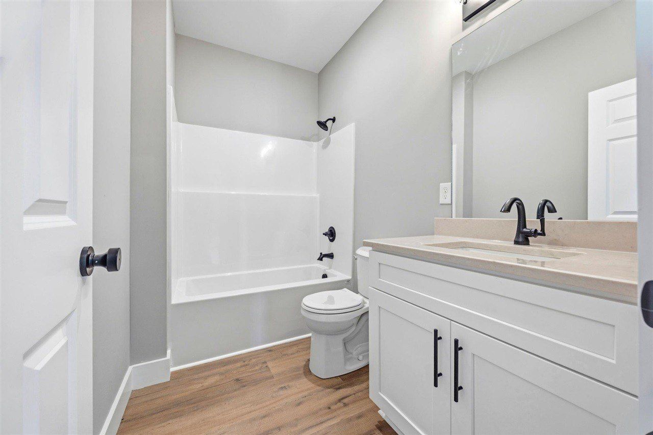 463 White Dogwood Drive. Bowling Green, KY 42101