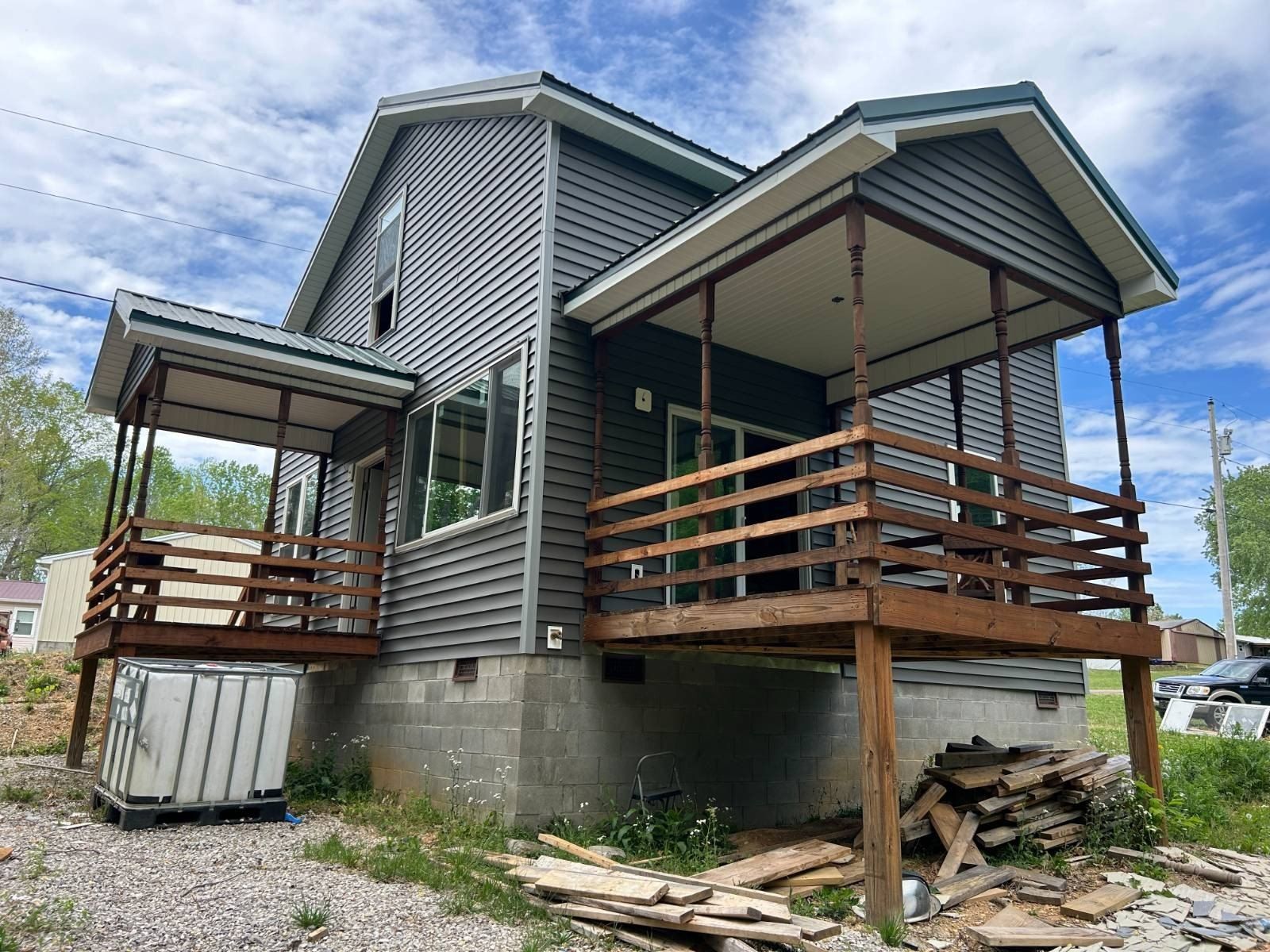 69 Eddings Lane. Scottsville, KY 42164