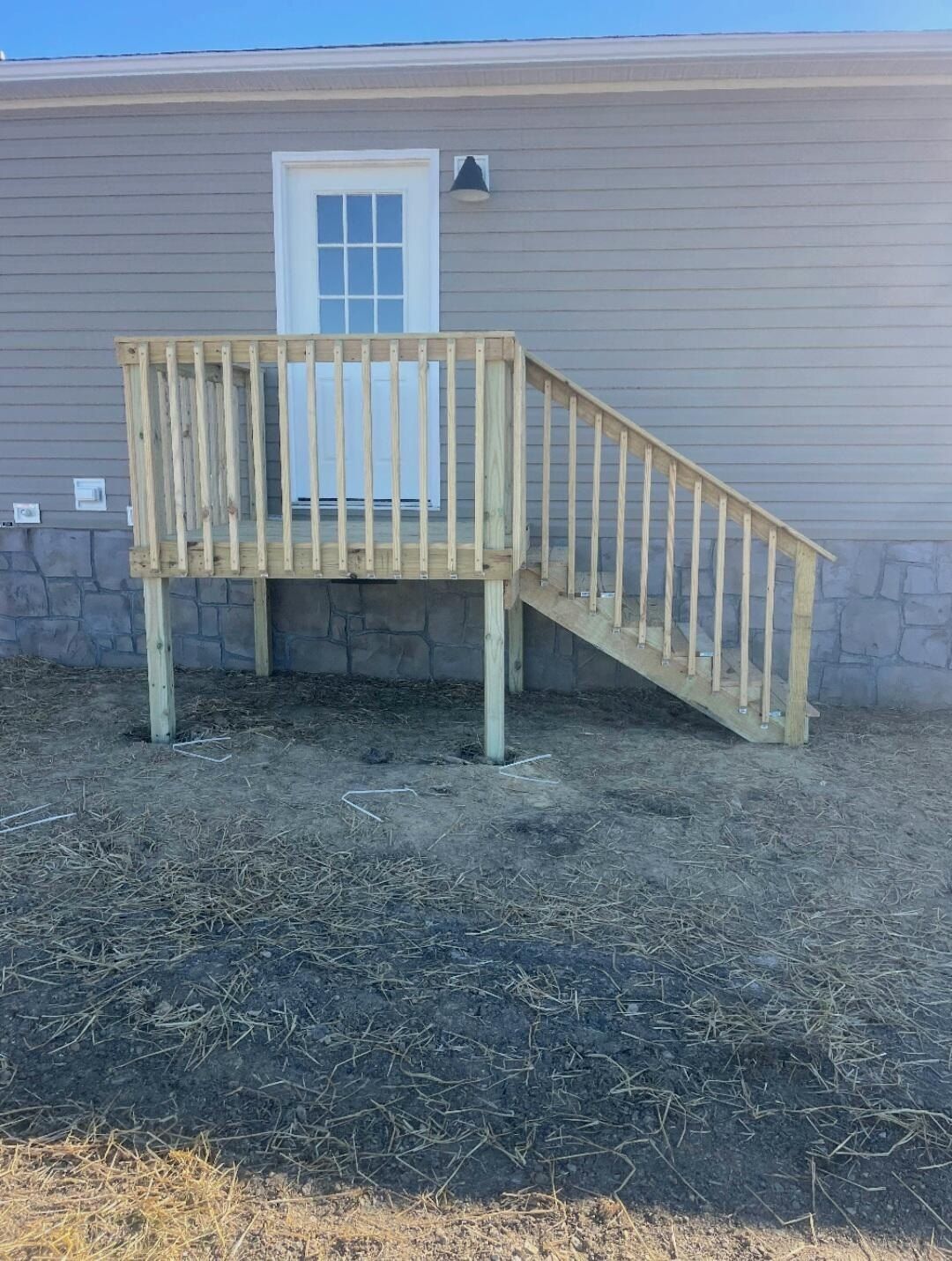 41 Wolf Bend. East Bernstadt, KY 40729